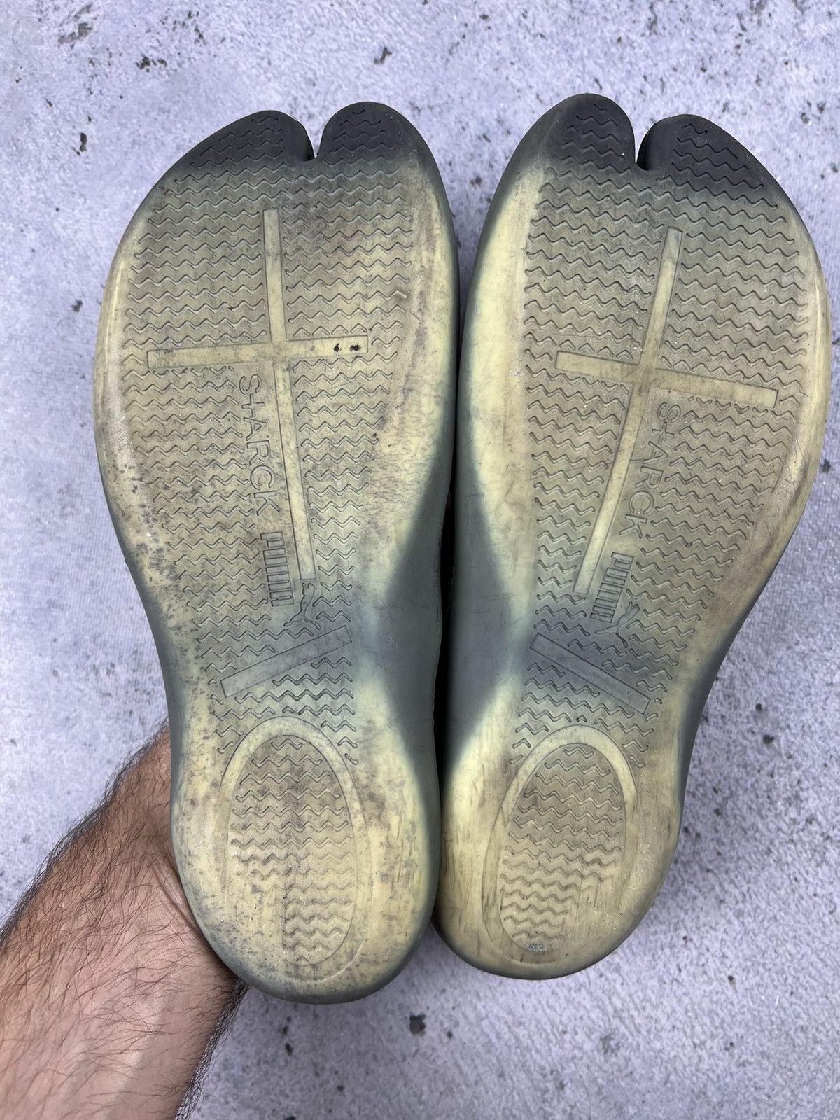 Puma Puma x Philippe Starck tabi flip flops Size US 11 / EU 44 - 5 Thumbnail