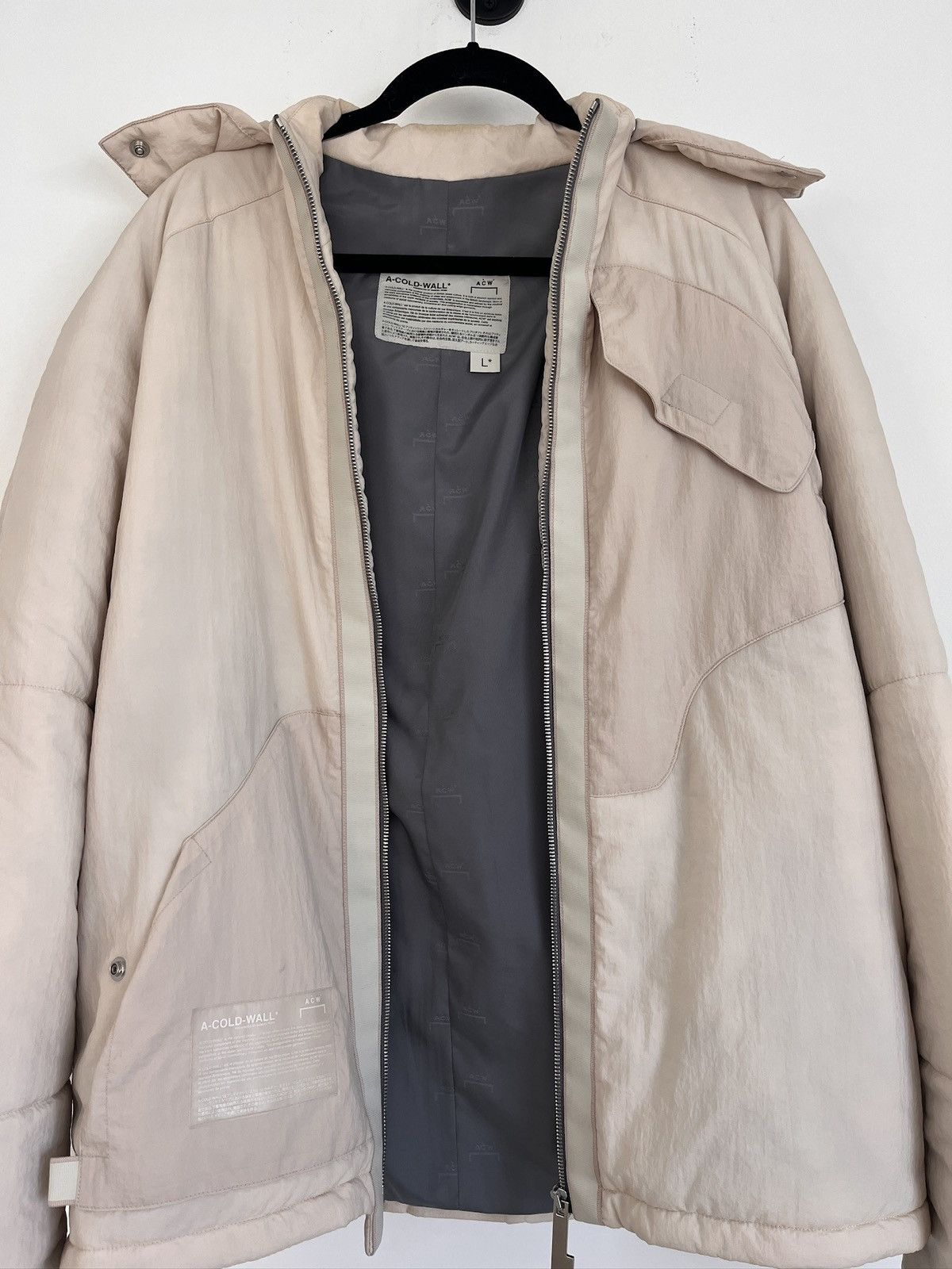 A-COLD-WALL* A-COLD-WALL* dissected-elbows puffer jacket Size US L / EU 52-54 / 3 - 12 Thumbnail