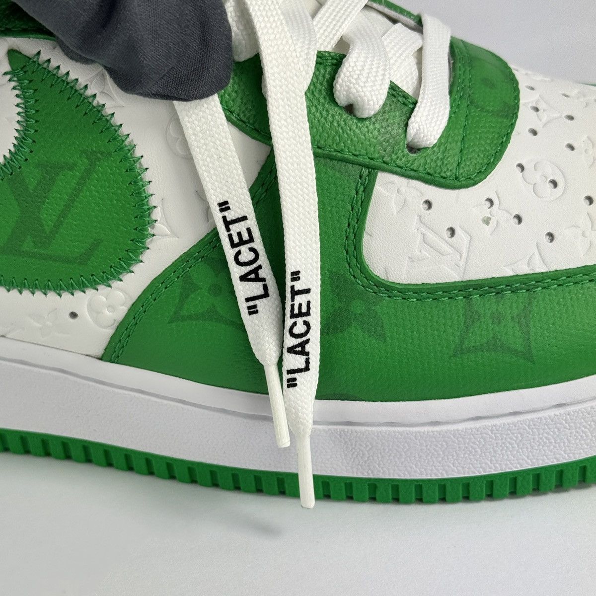 Louis Vuitton VIRGIL ABLOH LOUIS VUITTON X AIR FORCE 1 SNEAKERS Size US 9.5 / EU 42-43 - 11 Thumbnail