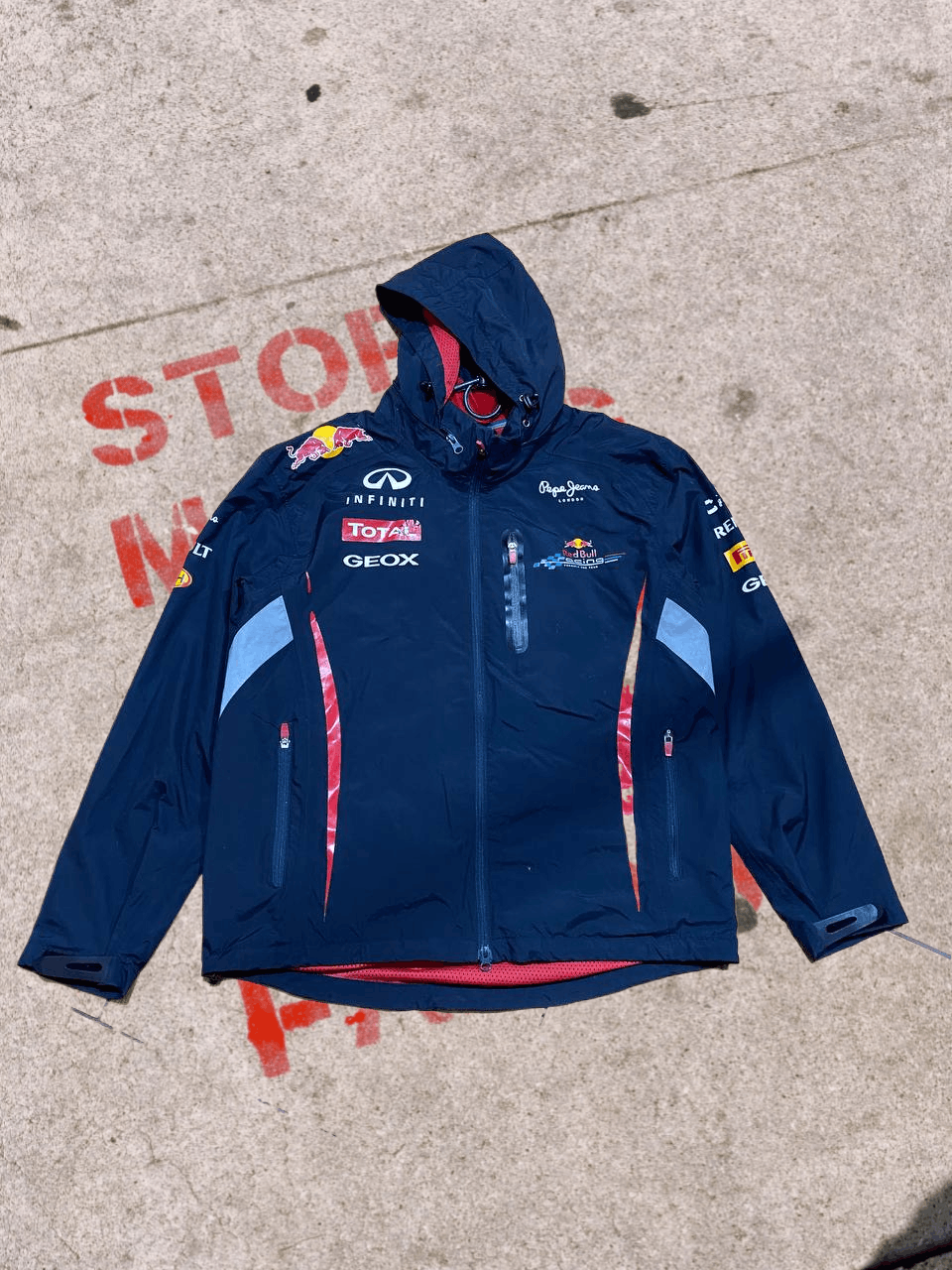 Red Bull RED BULL RACING FORMULA ONE TEAM JACKET SOFTSHELL F1 Size US S / EU 44-46 / 1 - 1 Thumbnail