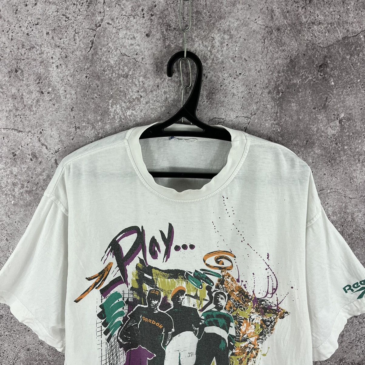 Reebok Vintage Reebok Tee Play Y2K Big Logo White Size XL Size US XL / EU 56 / 4 - 2 Thumbnail