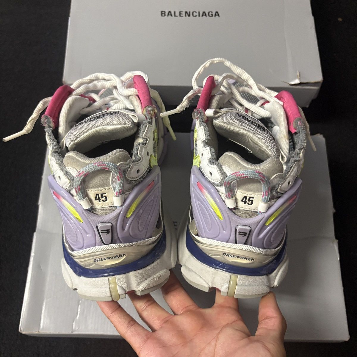 Balenciaga Balenciaga Runner Grey Multi Color Size US 12 / EU 45 - 8 Thumbnail