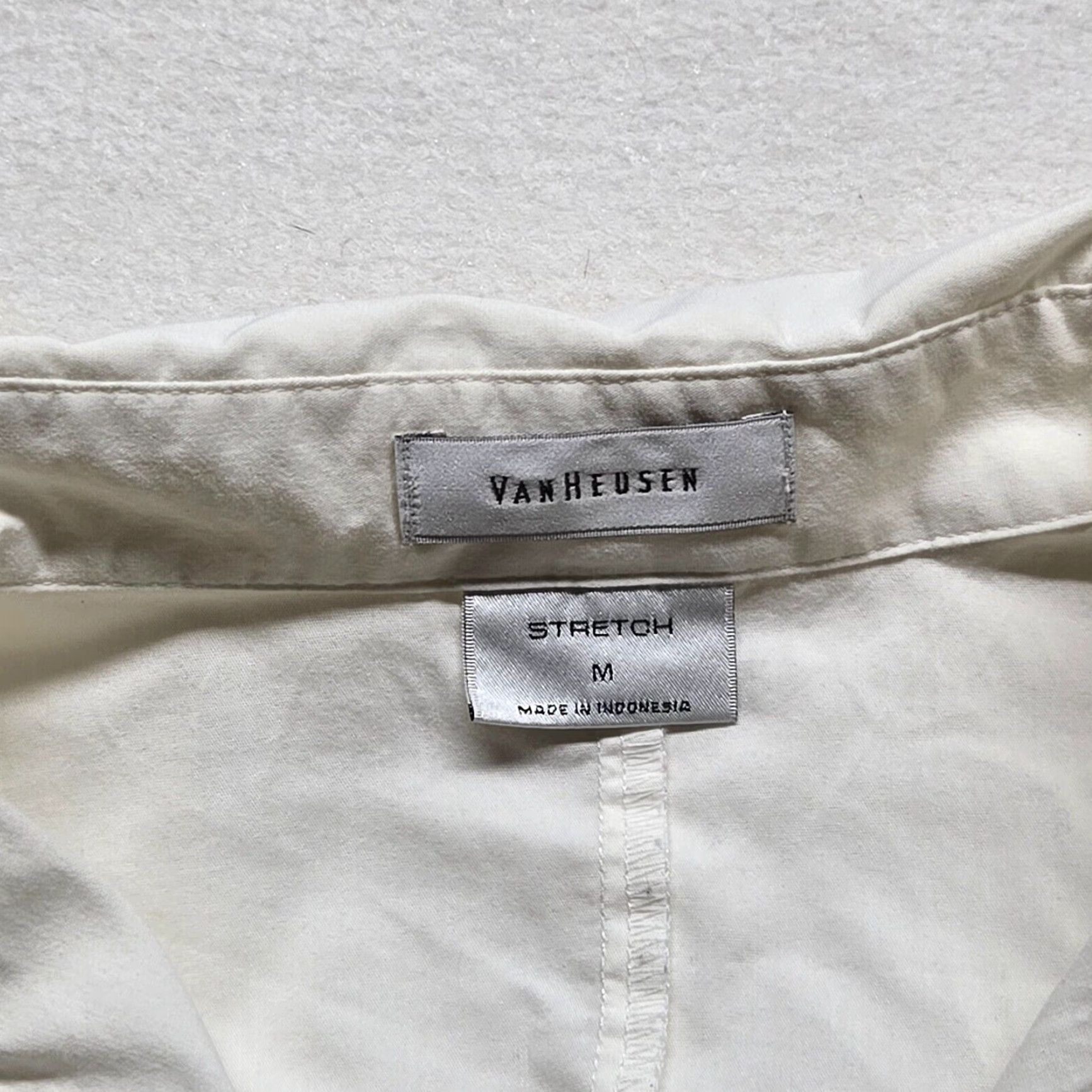 Van Heusen Van Heusen Women's White Long Sleeve Button-Down Shirt Medium Adult Cotton Size M / US 6-8 / IT 42-44 - 3 Thumbnail