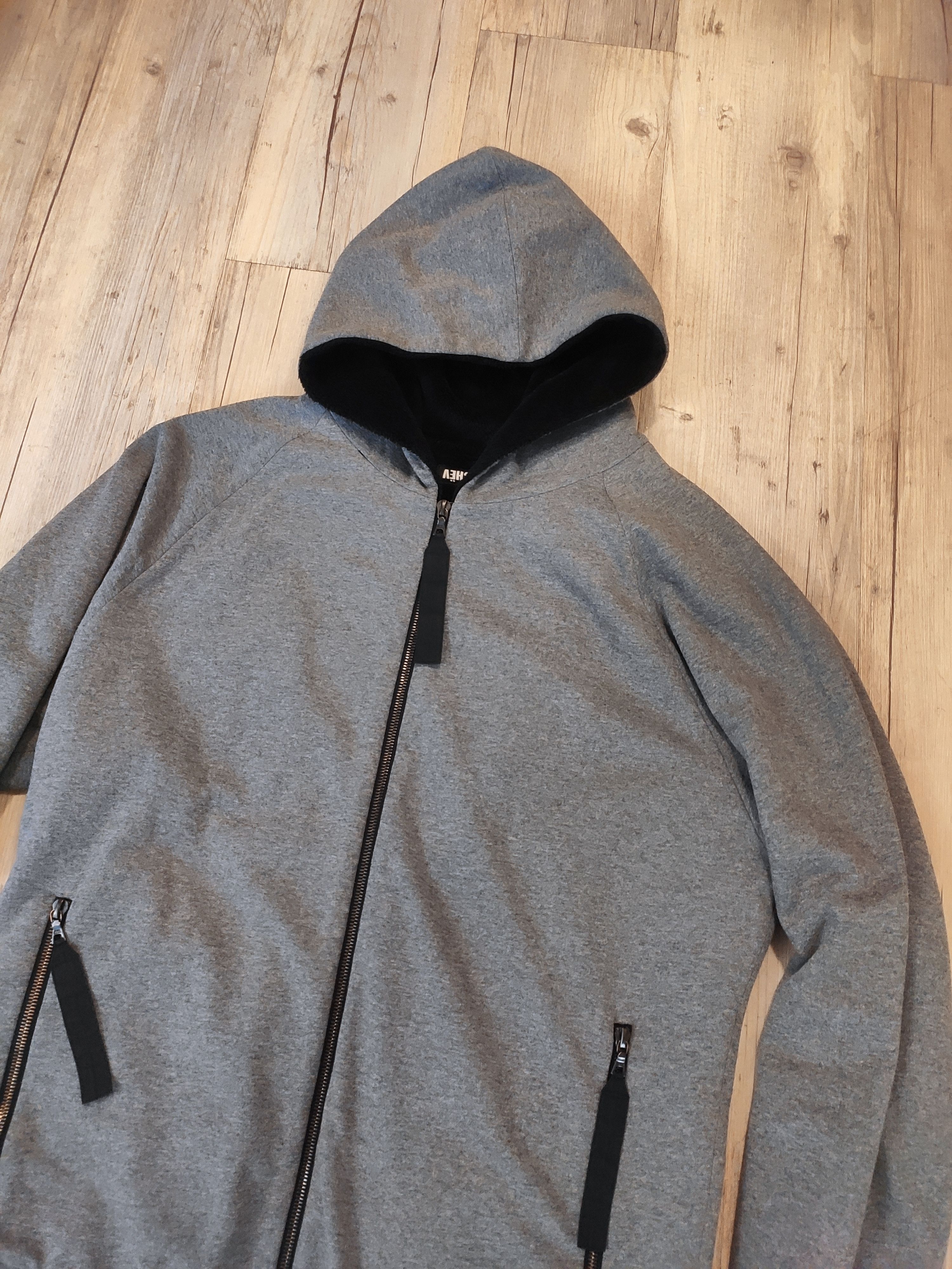 Denis Simachev FW05 Faux fur hoodi.Like Vetements or Balenciaga Size US L / EU 52-54 / 3 - 2 Thumbnail