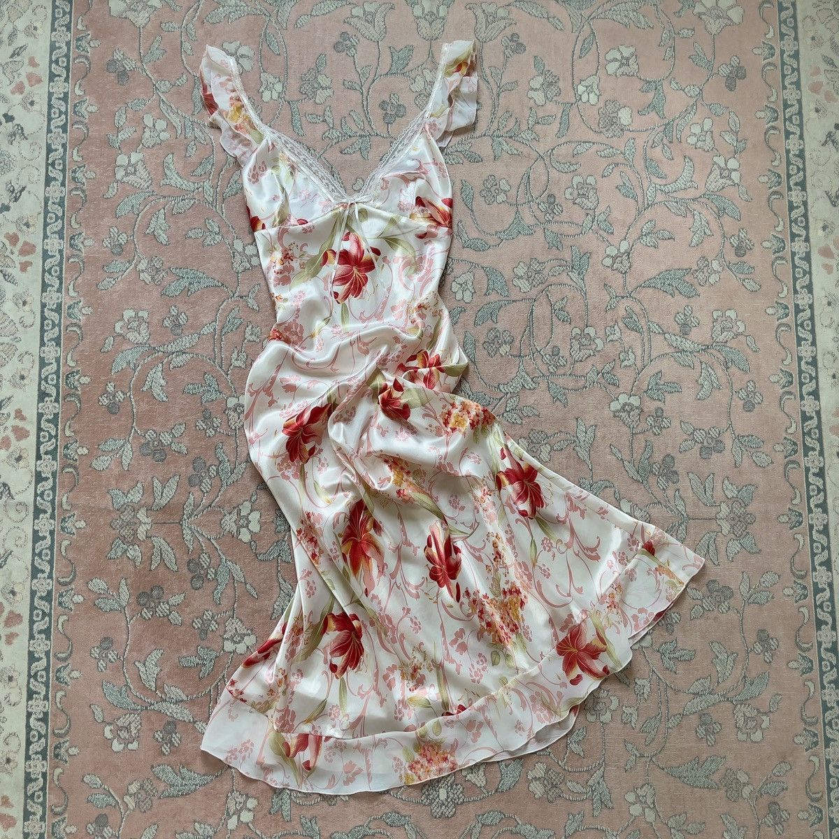 Other Romantic White Floral Satin Maxi Slip Dress (L) Size L / US 10 / IT 46 - 11 Thumbnail