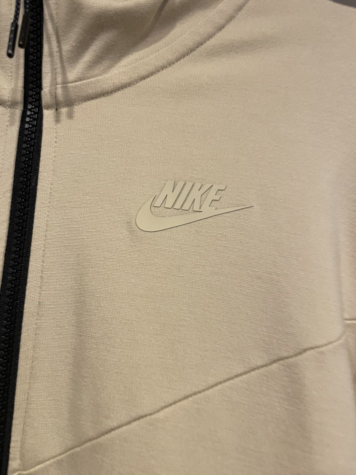 Nike 🔥SWAE LEE’S PERSONAL NIKE TECH FLEECE YELLOW Size US S / EU 44-46 / 1 - 8 Thumbnail