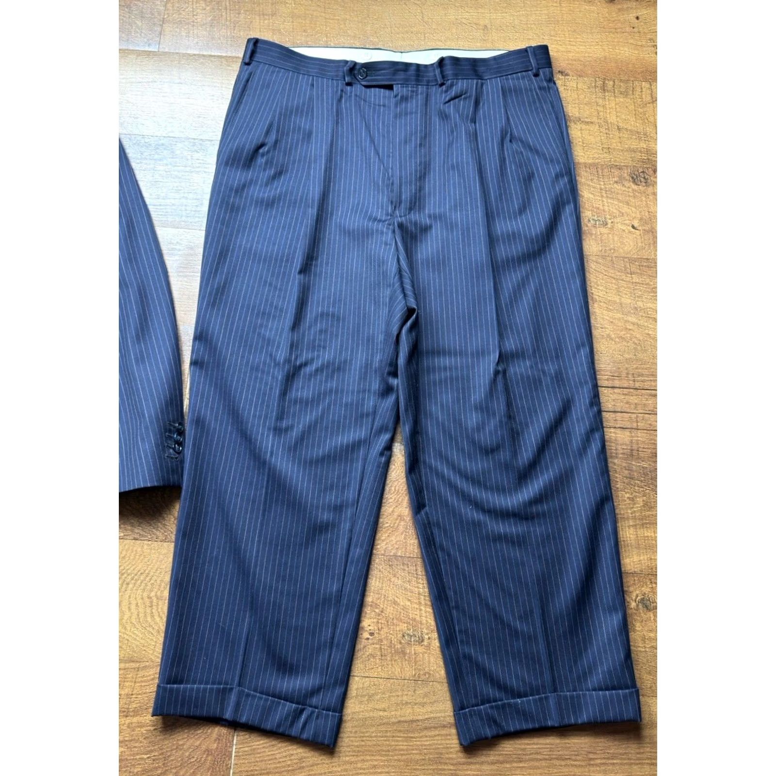 Vintage Samuelsohn Suit Mens 46 Blue 2pc Blazer Trousers Wool Men 46R 40X28 Pinstripe READ Size US 30 / EU 46 - 3 Thumbnail