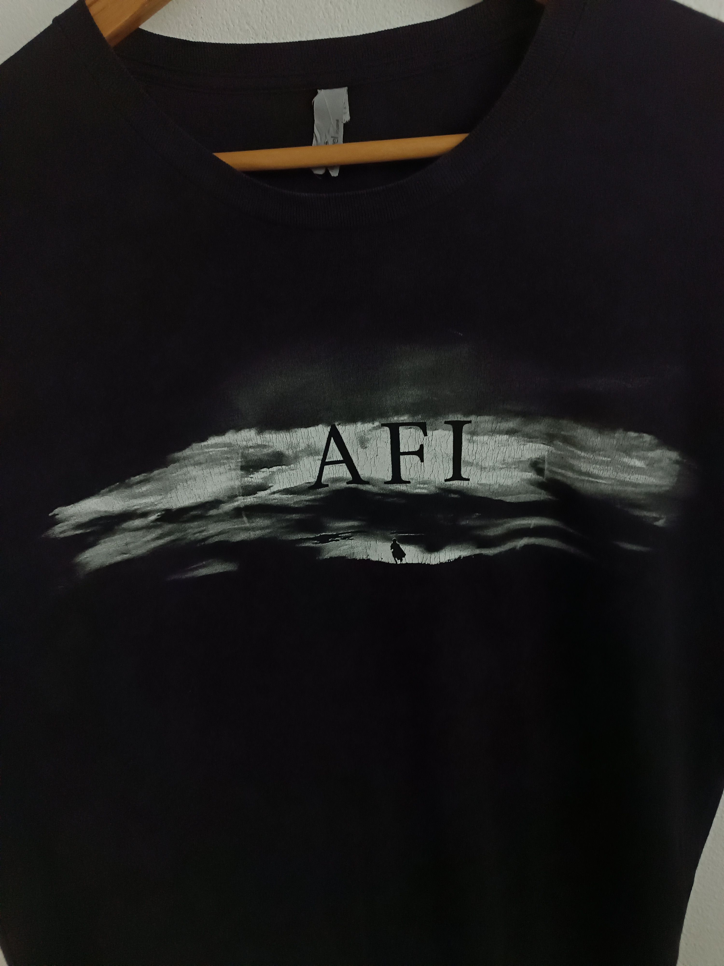 Band Tees VINTAGE 2014 AFI BURIALS TOUR FADED TEE alkaline trio used Size US M / EU 48-50 / 2 - 6 Thumbnail