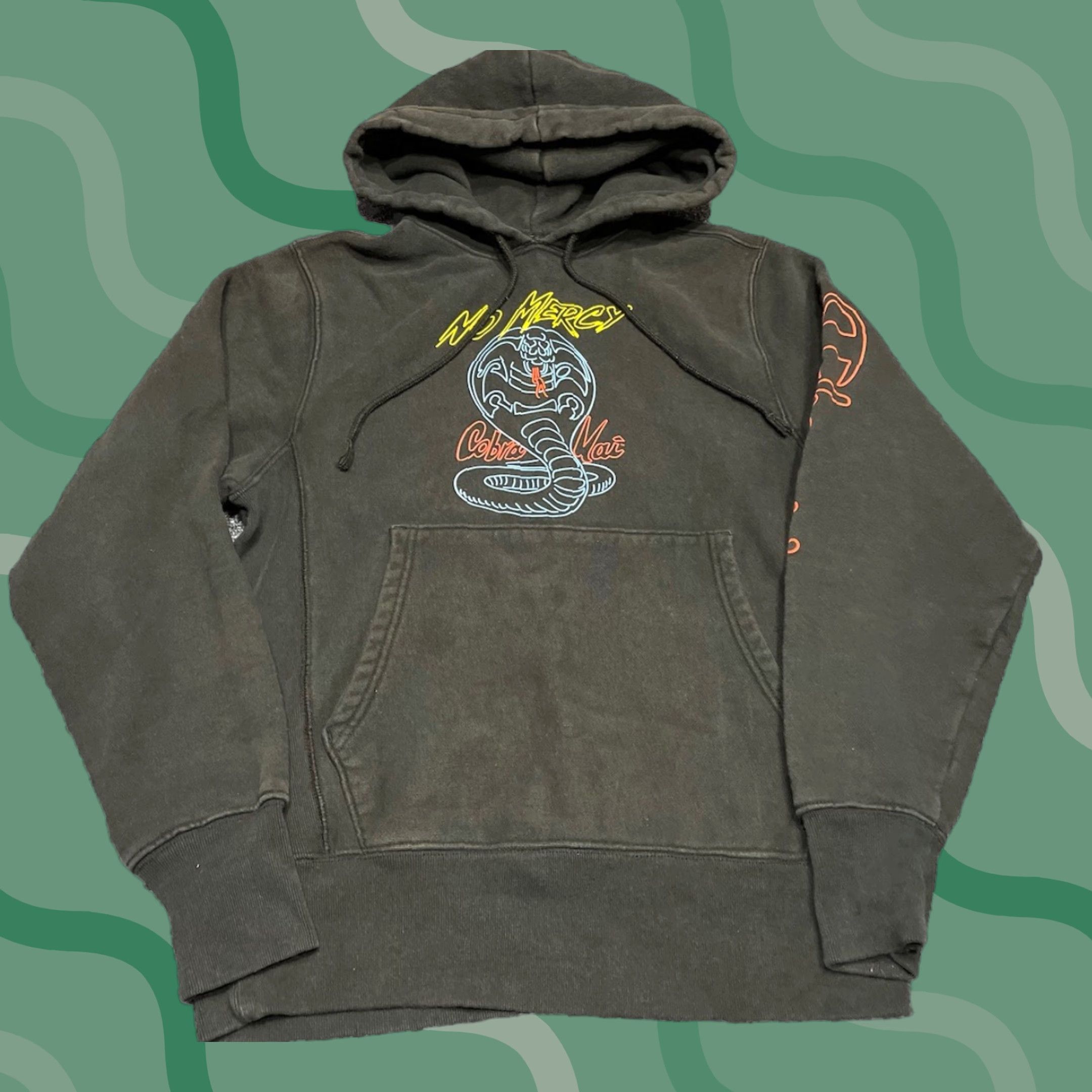 Champion Champion x Cobra Kai No Mercy Hoodie Black Men's Size S Hooded Pockets Logo Thanksgiving? Size US S / EU 44-46 / 1 - 1 Thumbnail