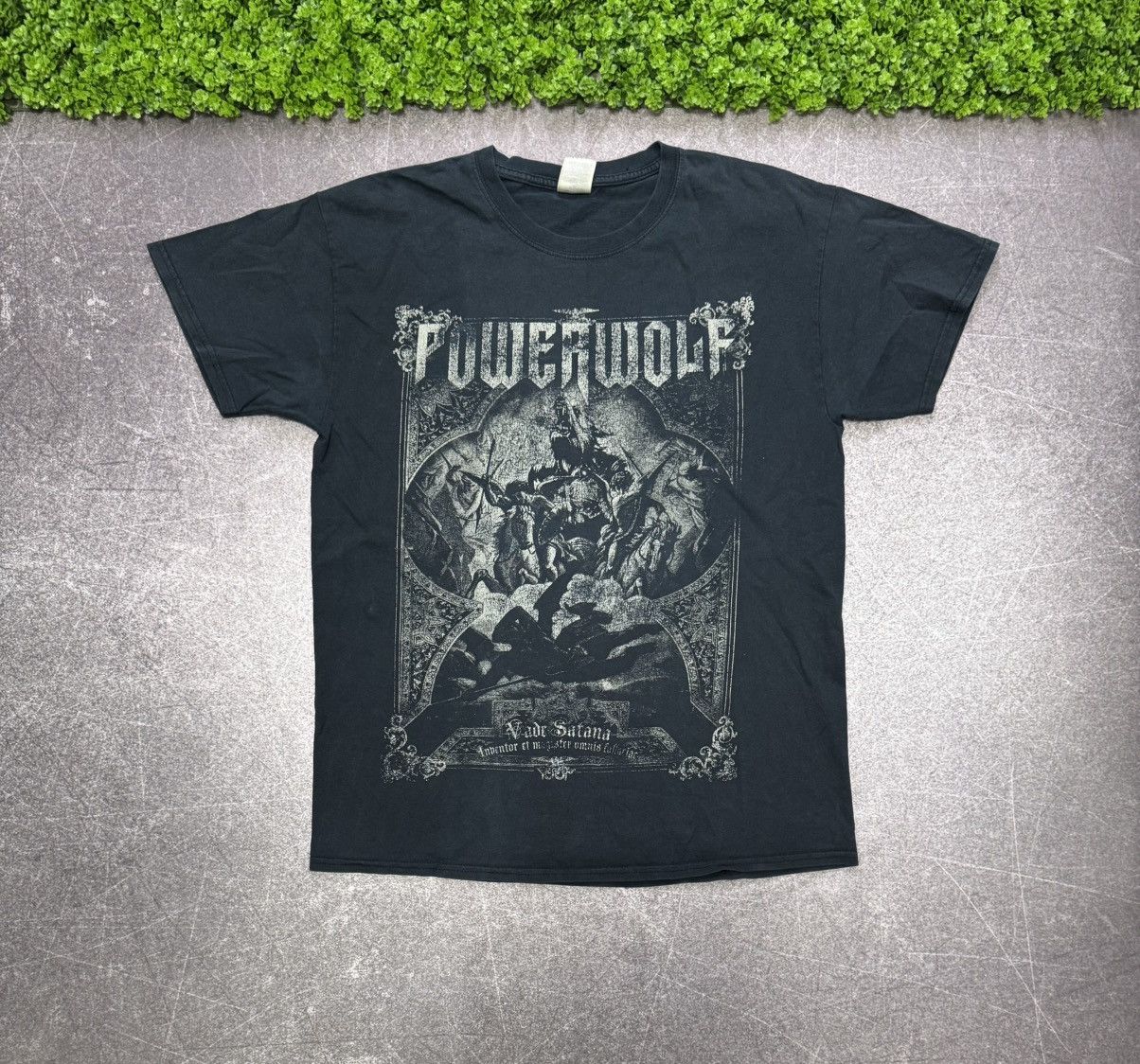 Band Tees Vintage 2000s Powerwolf T Shirt Metal Is Religion Y2k Size US L / EU 52-54 / 3 - 1 Thumbnail