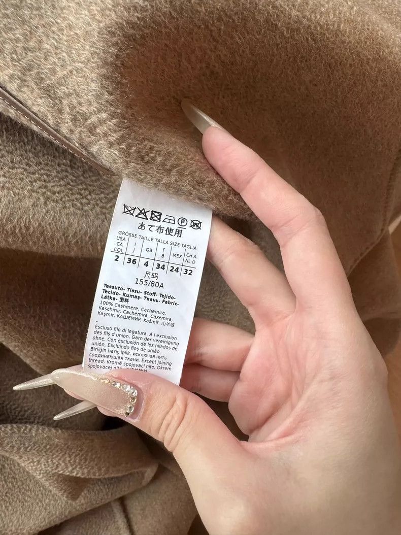 Other maxmara cashmere coat in classic camel color-2508 Size US L / EU 52-54 / 3 - 7 Thumbnail