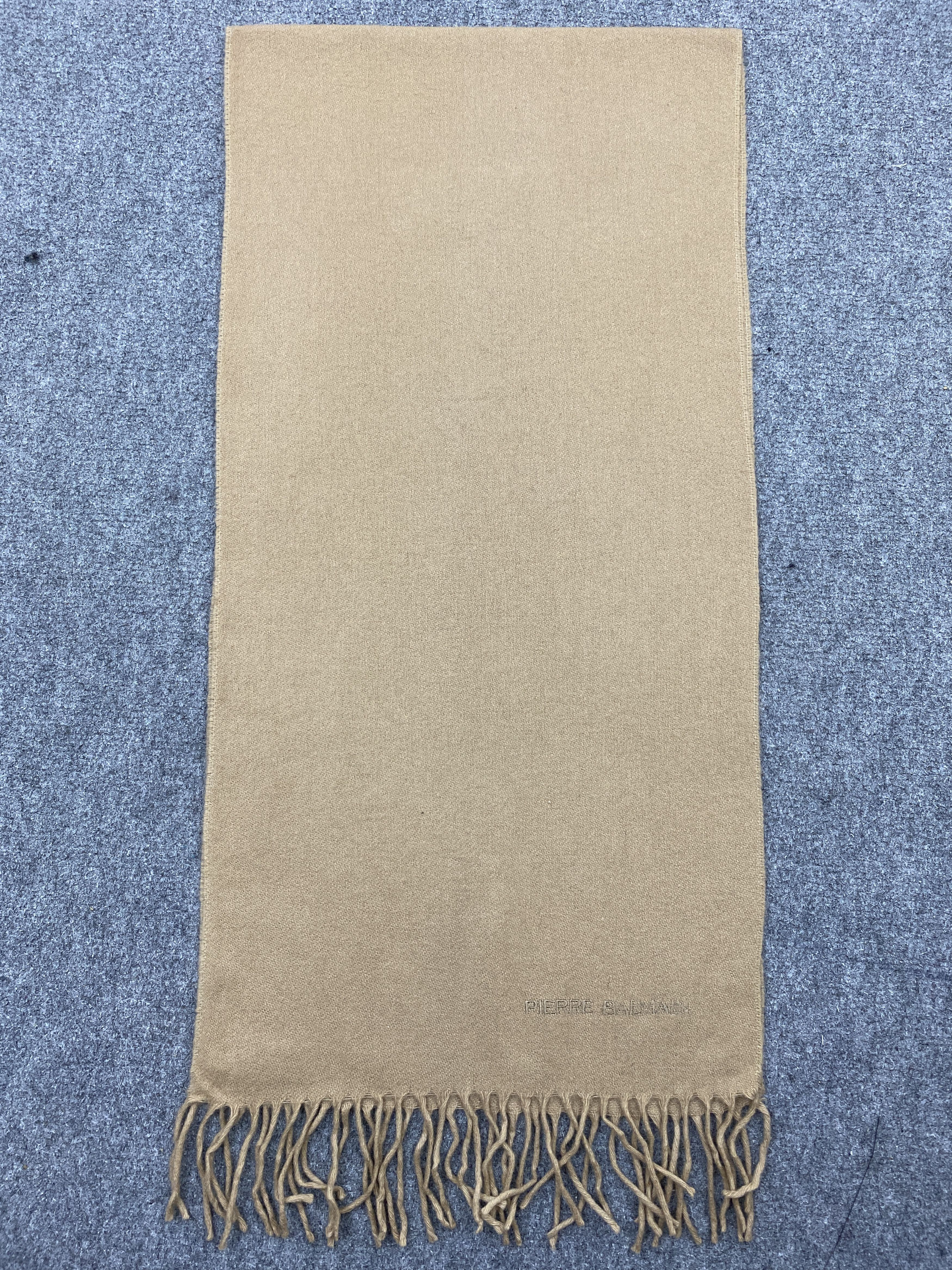 Pierre Balmain Balmain Scarf Muffler Cashmere Scarves Neckwear - SC0129 Size ONE SIZE - 3 Thumbnail