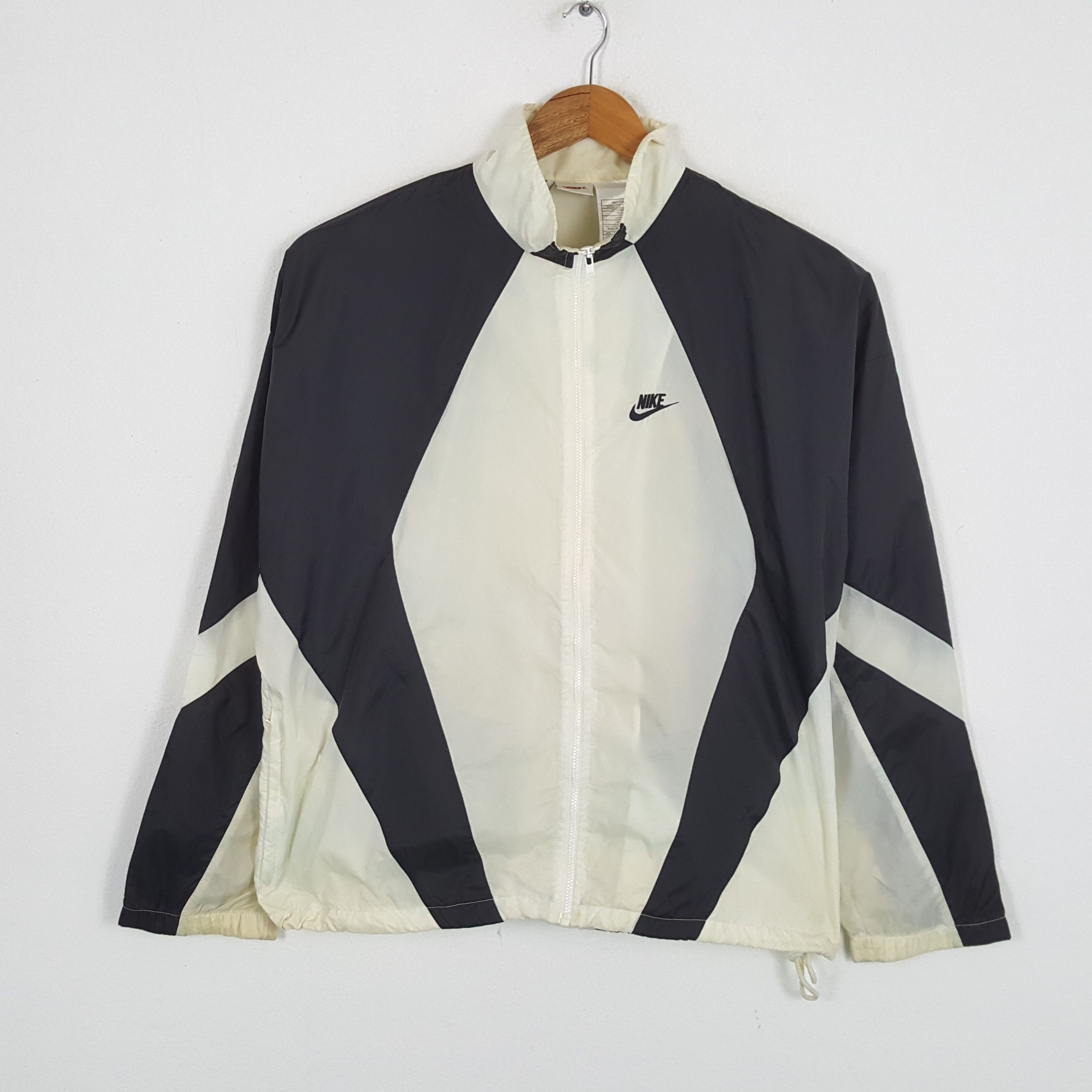 Nike × Vintage Vintage NIKE American Sportswear Style Windbreaker Jacket Size US XXL / EU 58 / 5 - 1 Thumbnail