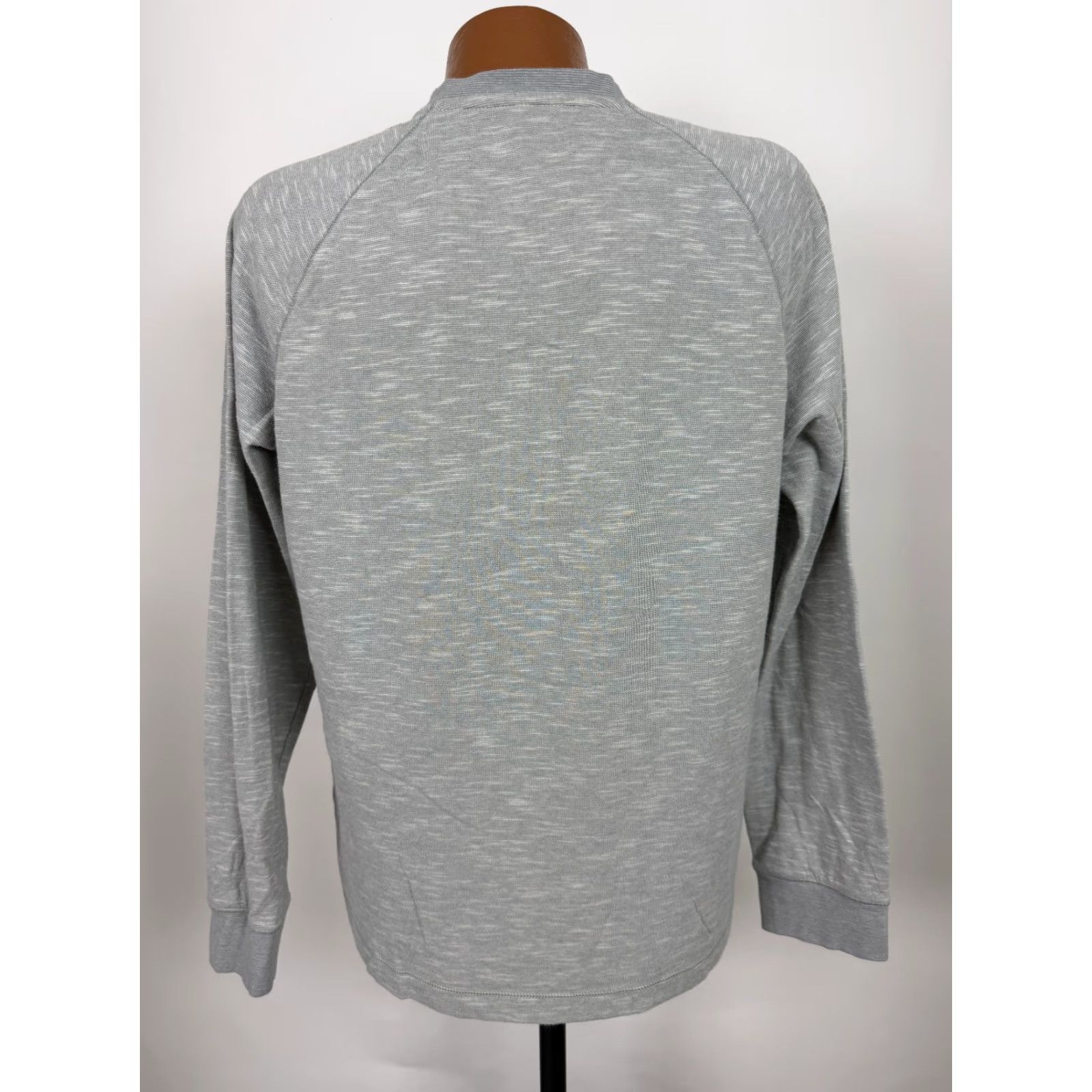 Eddie Bauer Eddie Bauer Thermal Henley Shirt Men Large Stretchy Dual-Layer Minimal Outdoors Shirt Size US L / EU 52-54 / 3 - 7 Thumbnail