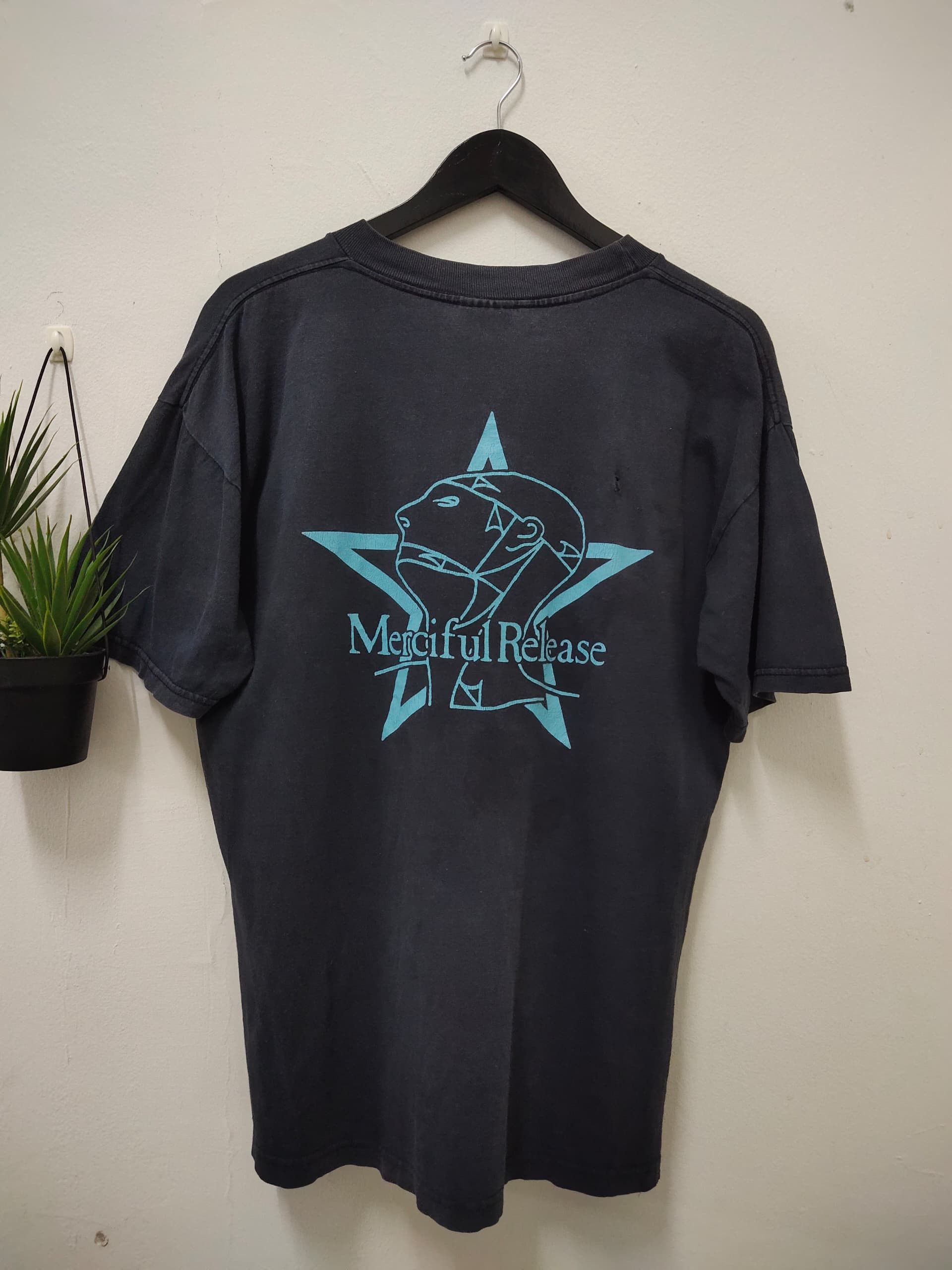 Band Tees Vintage 90s The Sisters of Mercy band t shirt Size US L / EU 52-54 / 3 - 7 Thumbnail