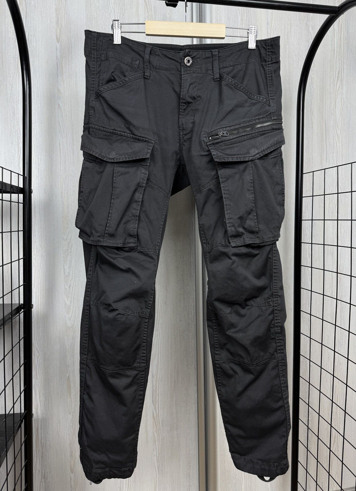 G-Star G-Star Raw Rovic Zip 3D Straight Tapered Grey Cargo pants Size US 33 - 2 Thumbnail