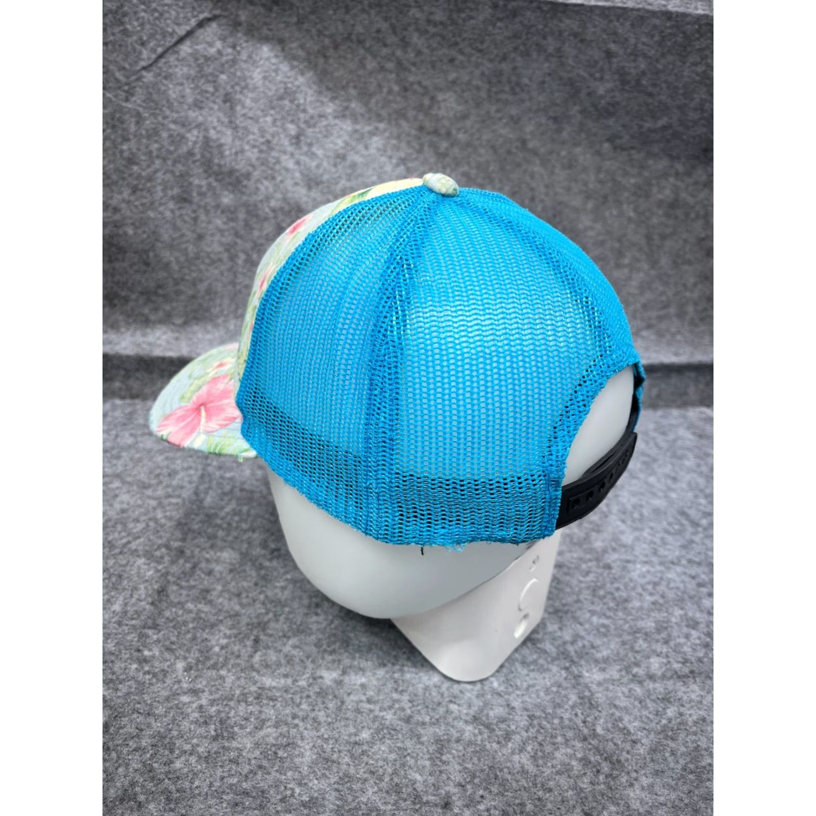 Vintage Womens Trucker Hat Adult One Size Blue Pink Floral Palm Beach Yupoong Polyester Cap Size ONE SIZE - 5 Thumbnail