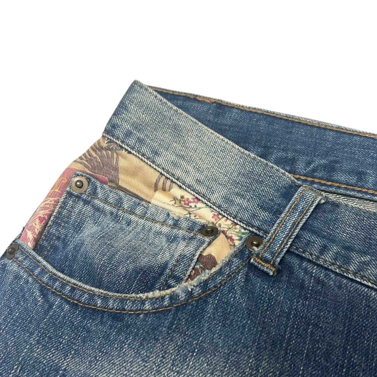 Karakuri Tamashii 512 Karakuri Tamashii jeans embroidered denim blue archive Size US 33 - 11 Thumbnail