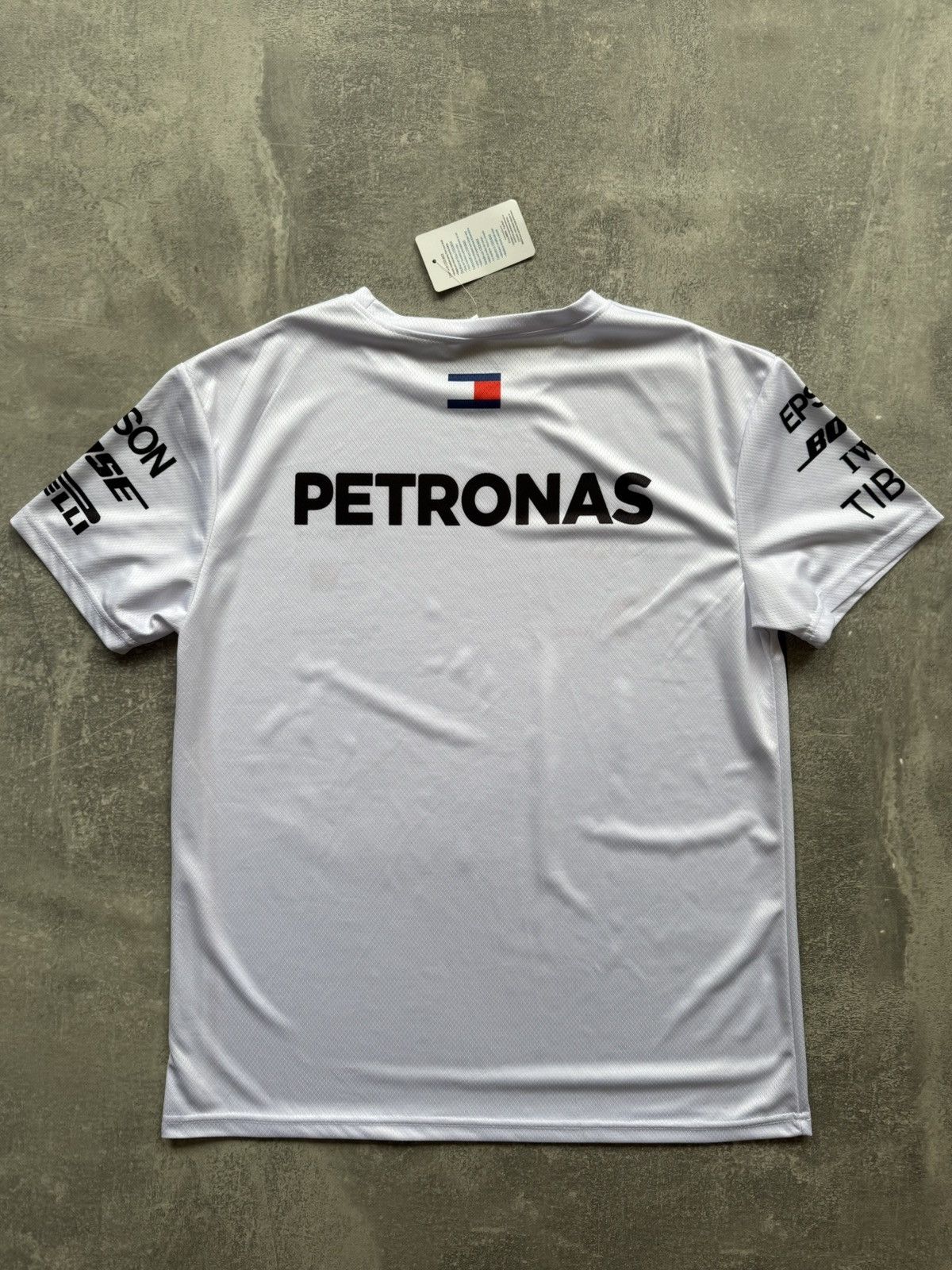 Mercedes-Benz × Vintage VINTAGE MERCEDES BENZ PETRONAS RACING WHITE TEE Size US L / EU 52-54 / 3 - 5 Thumbnail