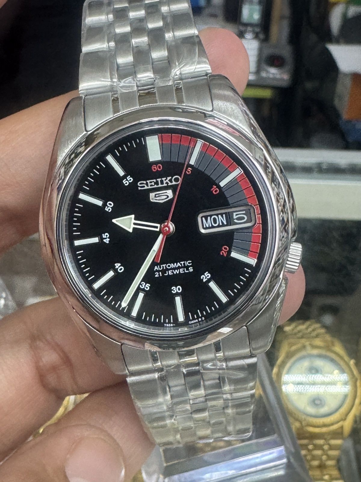 Seiko SEIKO Automatic Movement Men Size 40mm Diameter Size 40 - 9 Thumbnail