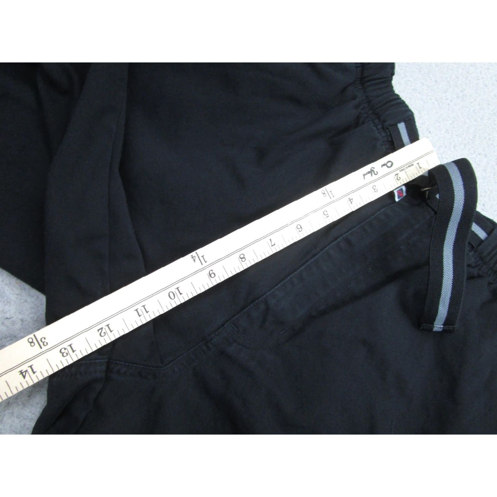 Ocean Pacific VINTAGE Ocean Pacific OP Shorts Mens L Hike Baggy 90s Goth Cargo Workwear Belted Skater Black Cotton Chino Elastic Waist Pockets 9 Inseam Mens Size US 33 - 7 Thumbnail