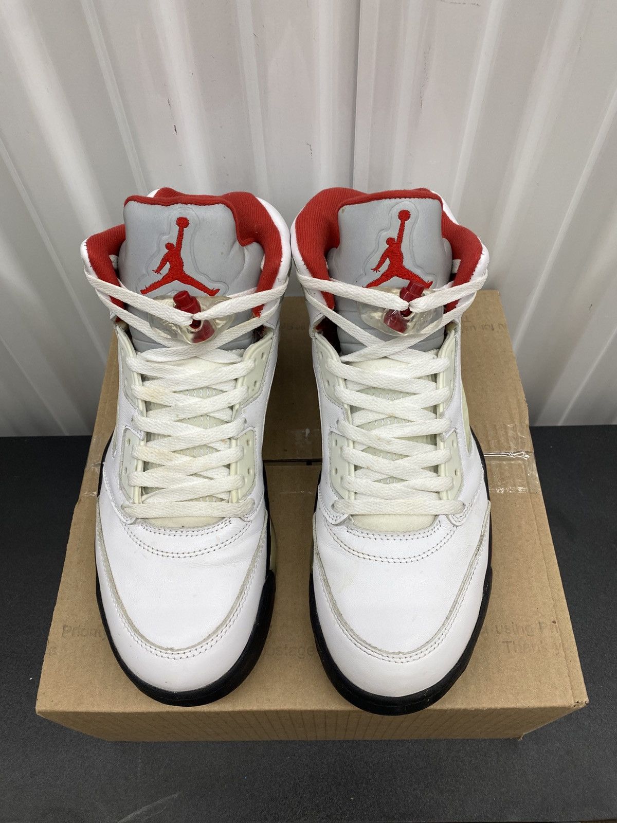 Jordan Brand Nike Air Jordan Retro 5 Fire Red Size 9 Men Size US 9 / EU 42 - 2 Thumbnail