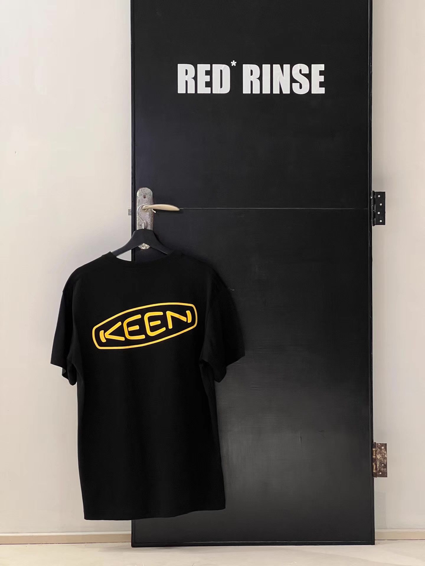 KEEN Keen Early Archive Short SleeveT‑shirt Kiko Kostadinov Q13 Size US L / EU 52-54 / 3 - 9 Thumbnail