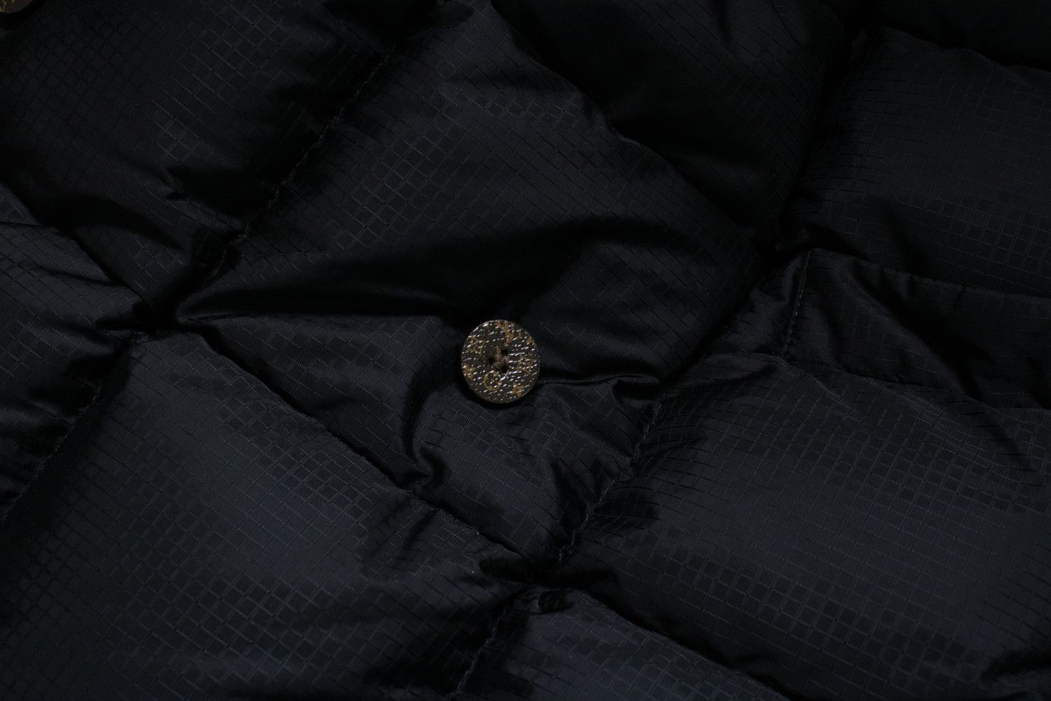 Louis Vuitton Louis Vuitton, long sleeved pillow puffer jacket Size S / US 4 / IT 40 - 10 Thumbnail