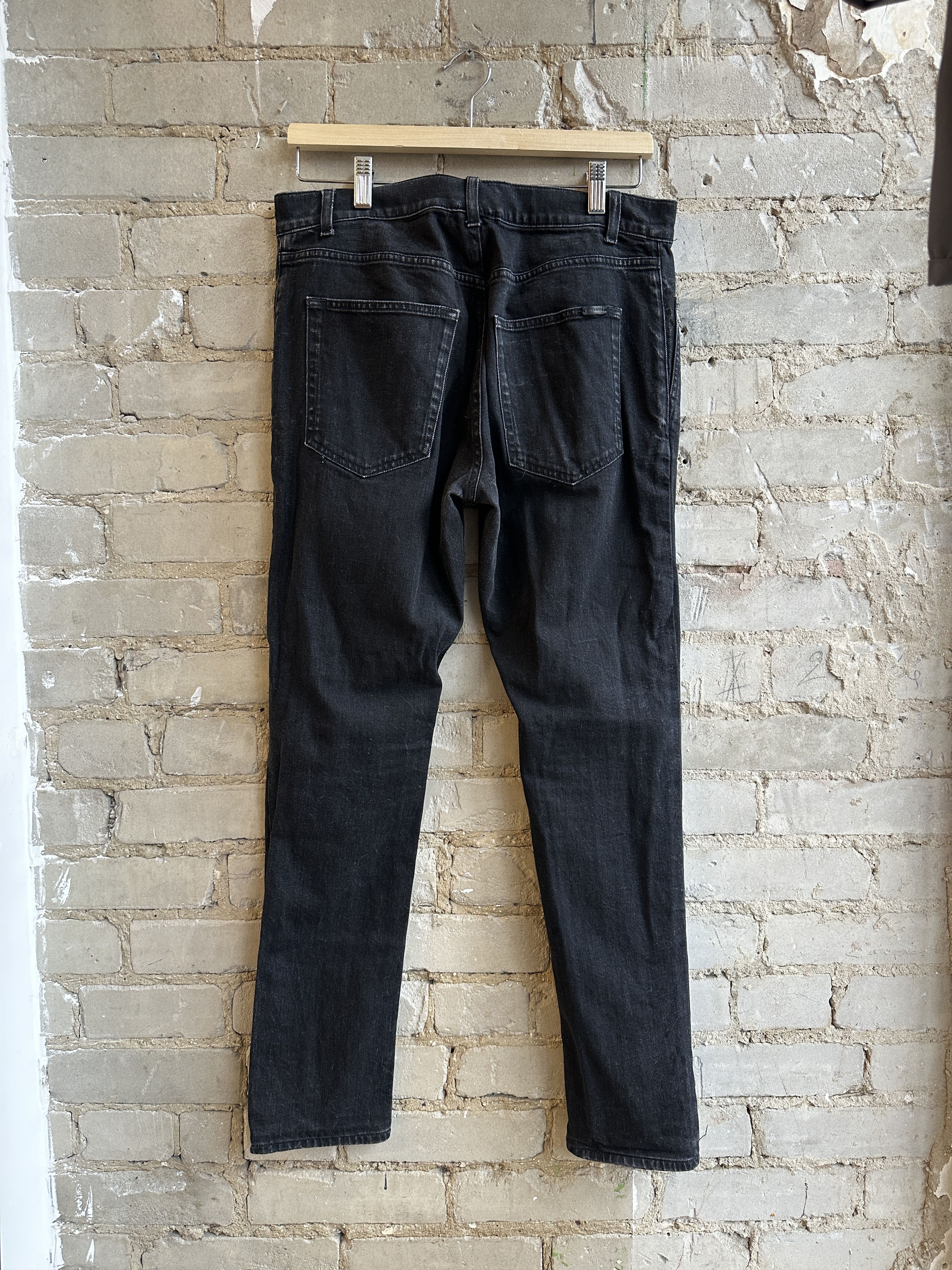 Saint Laurent Paris Saint Laurent Paris D24 Jeans Size 32 Size US 32 / EU 48 - 2 Thumbnail
