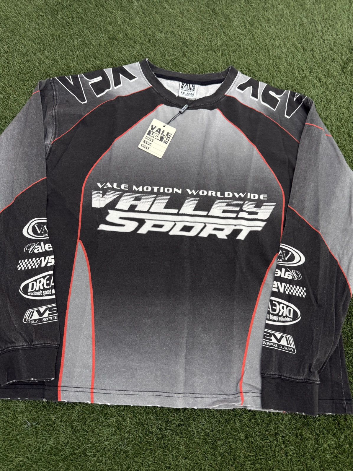 Vale Valley Dreams Racing Long Sleeve Tee Size (XL) NEW Size US XXL / EU 58 / 5 - 2 Thumbnail