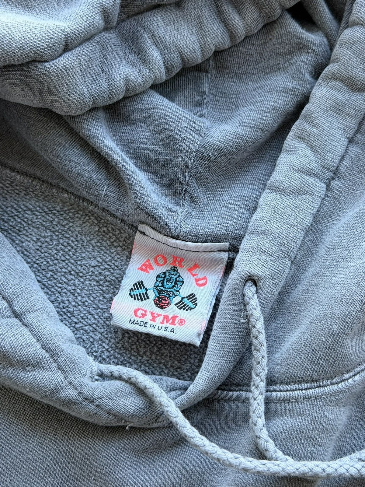 Vintage *RARE* VINTAGE WORLD GYM GORILLA ARNOLD FADED BOXY HOODIE Size US XL / EU 56 / 4 - 8 Thumbnail