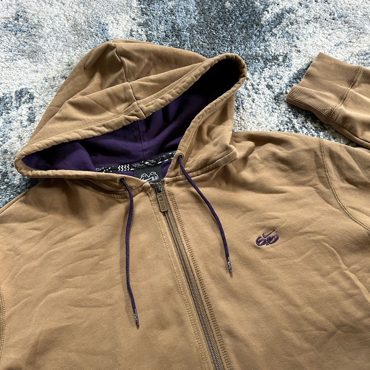 Nike 2009 NiKE 6.0 BOXY CROPPED YKK ZiP PEANUT BUTTER AND JELLY Size US XL / EU 56 / 4 - 4 Thumbnail
