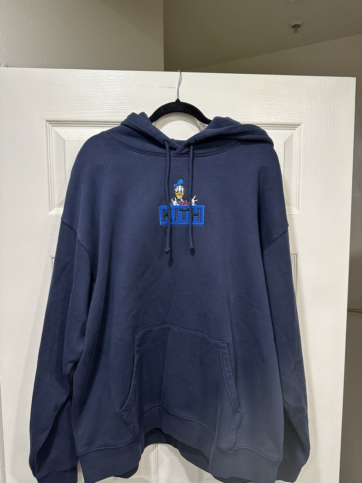 Kith for Mickey&Friends Donald Hoodie 【公式通販】
