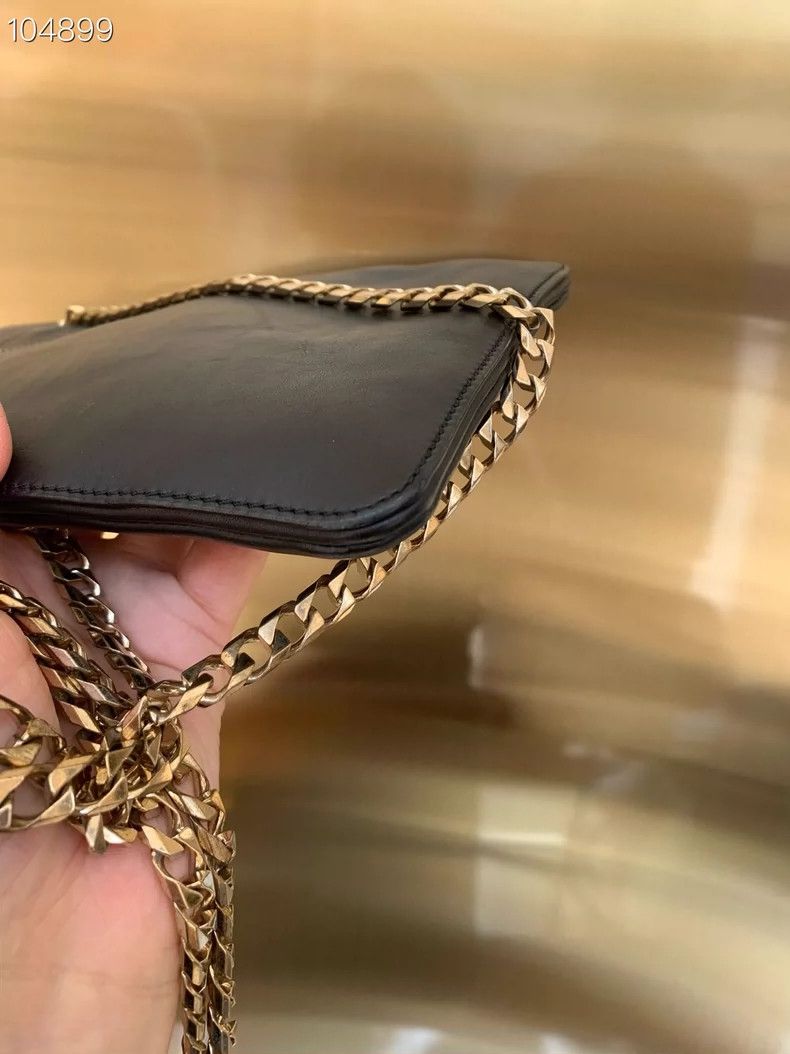 Givenchy Givenchy Chain Bag 067363D08 Black and Gold Overall Size ONE SIZE - 5 Thumbnail