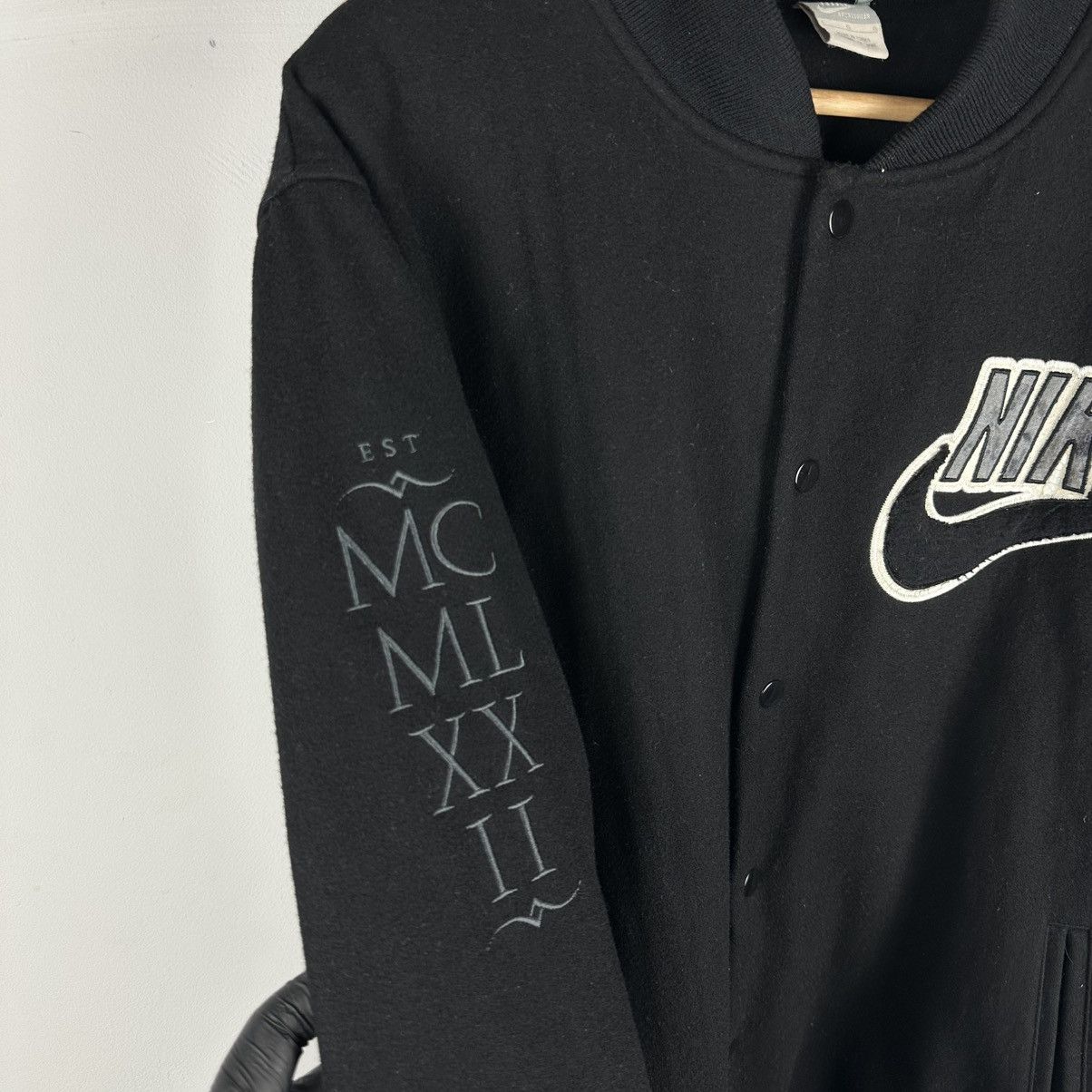 Nike Vintage Nike The Infamous 24 Kobe Bryant Bomber Size US L / EU 52-54 / 3 - 6 Thumbnail