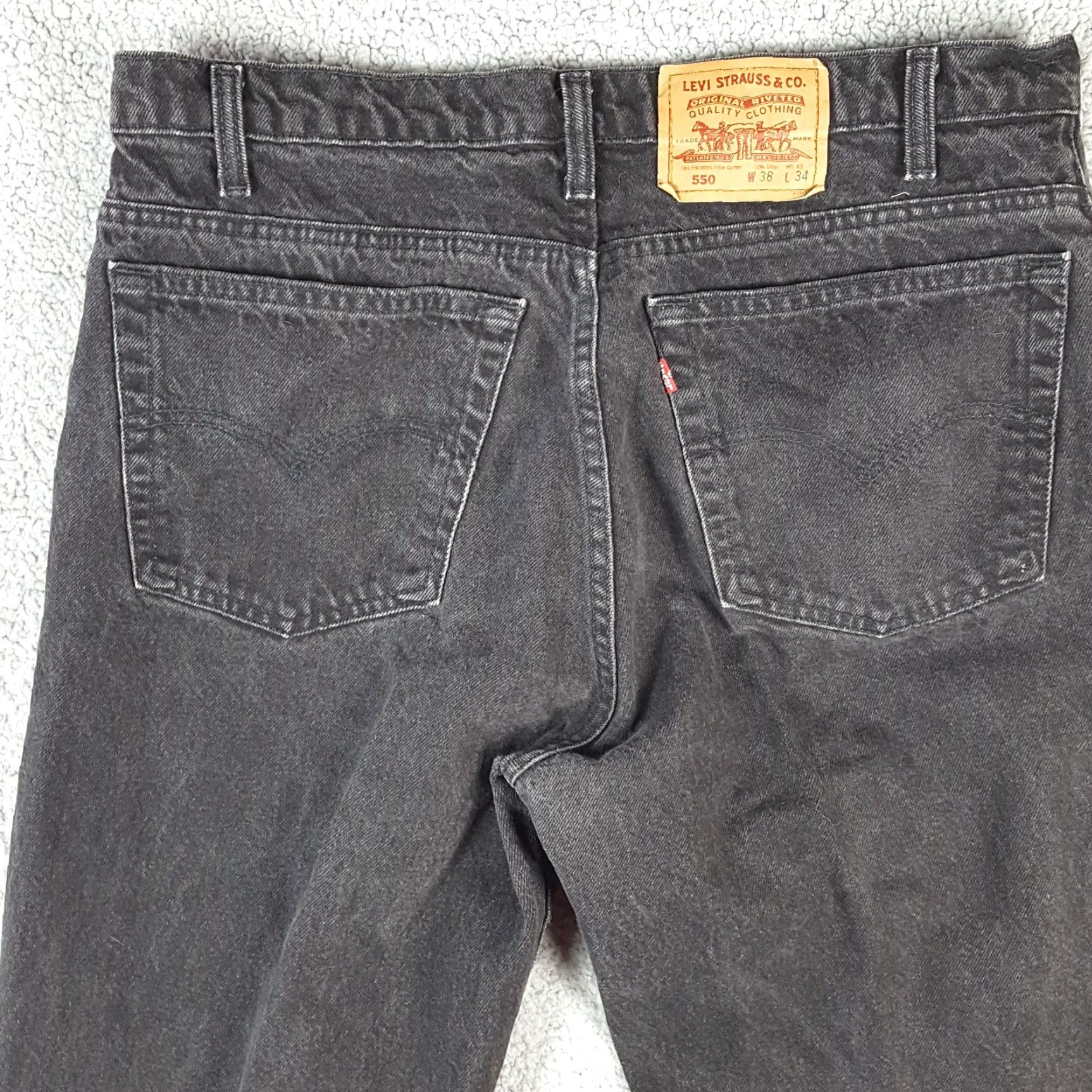Levi's VINTAGE Levi's 550 Black Denim Relaxed Tapered Jeans Men's Size 38x34 Faded Y2K Grunge Rock Size US 38 / EU 54 - 5 Thumbnail