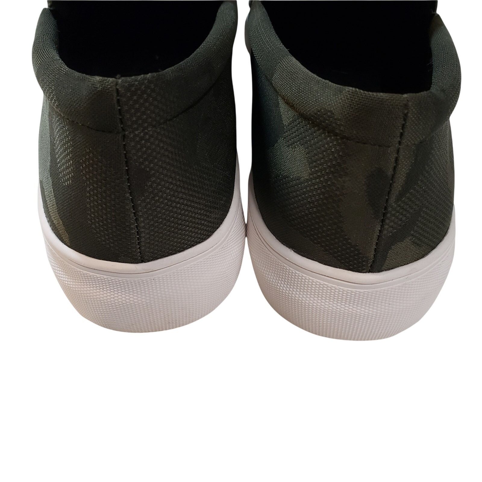 Vince Camuto Vince Camuto Sneakers Women 9M 40 Slip On Korli 2 Camo Green Size US 9 / IT 39 - 4 Thumbnail