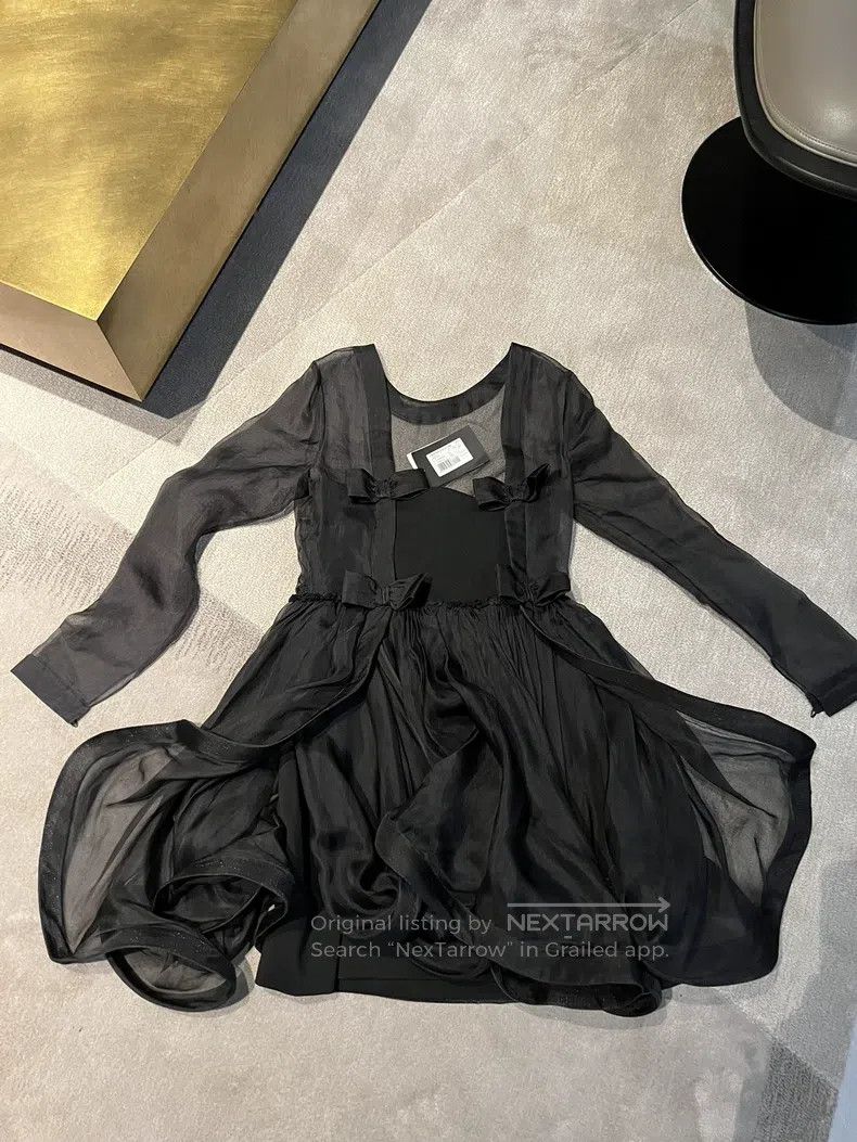 Valentino Valentino Main line princess dress Size M / US 6-8 / IT 42-44 - 2 Thumbnail