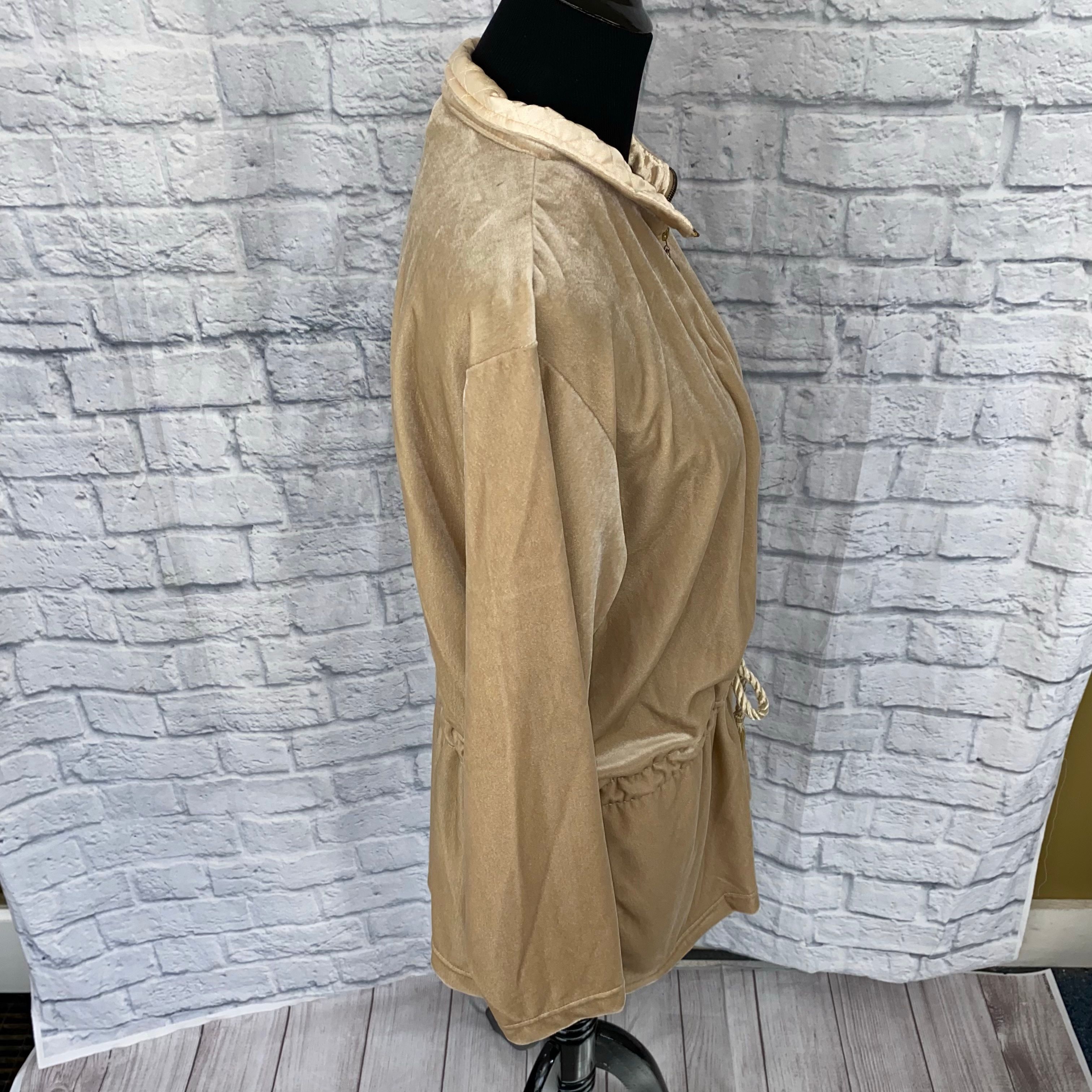 Other Villager sport a Liz Claiborne co velour jacket gold women s Size M / US 6-8 / IT 42-44 - 8 Thumbnail