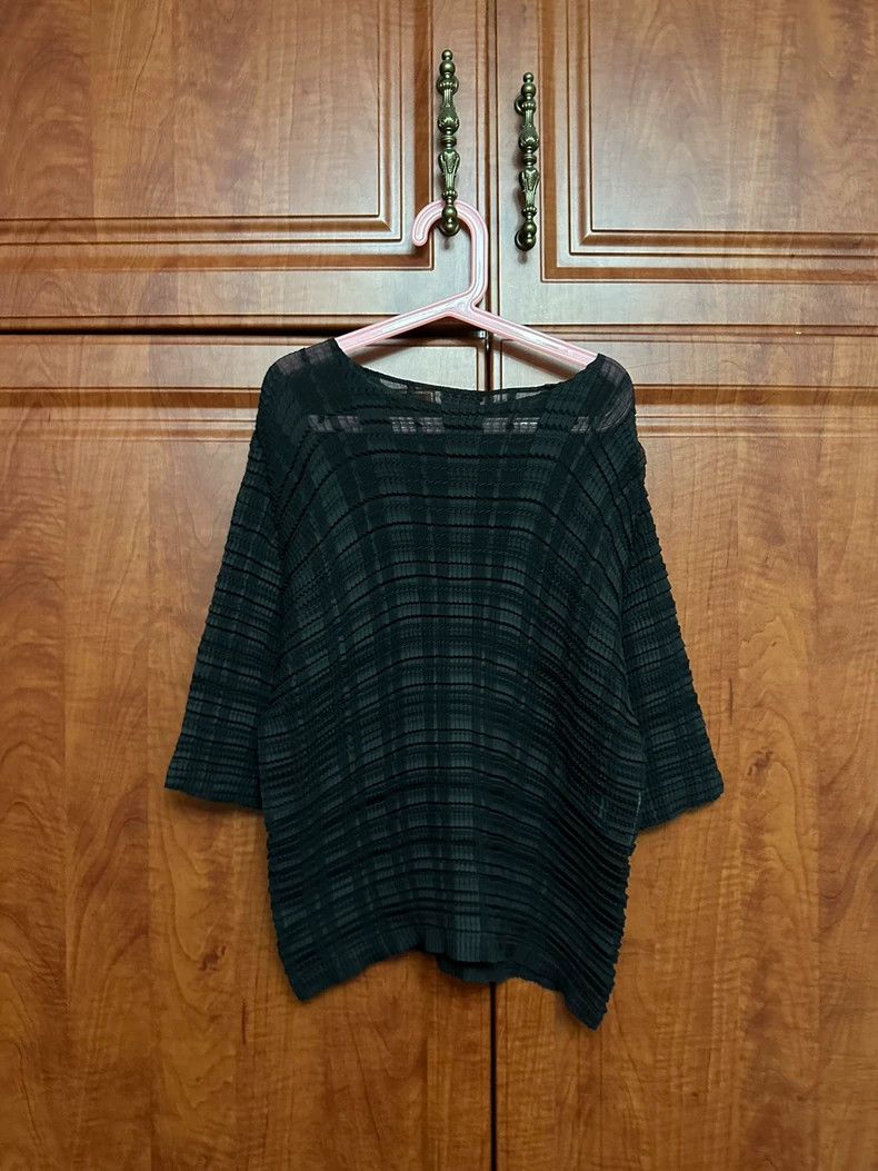 Issey Miyake Issey Miyake size:2 Black base short-sleeved shirt Size S / US 4 / IT 40 - 1 Thumbnail