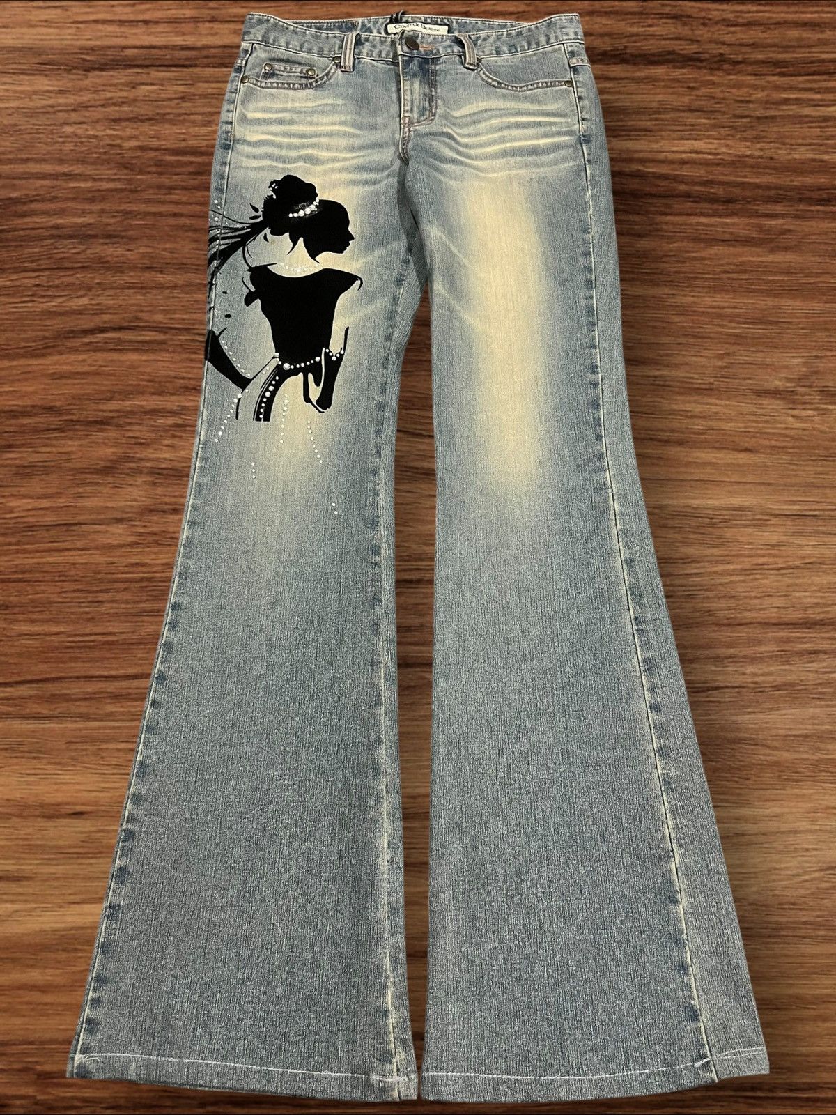 Japanese Brand Vintage Japanese Brand Customised Elegant Women Flare Jeans Size 28" / US 6 / IT 42 - 1 Thumbnail