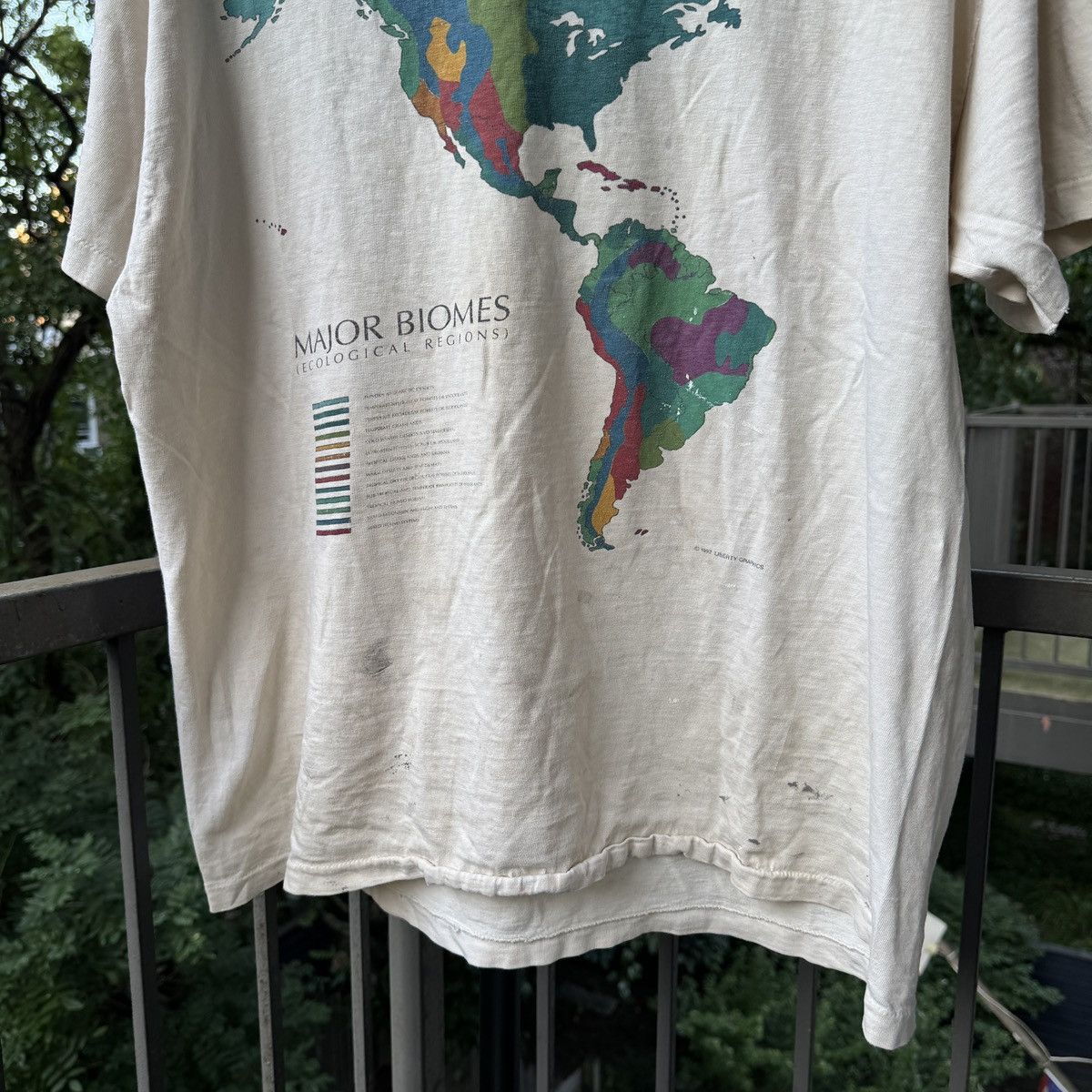 Vintage Thrashed Faded Distressed World Biomes Tee ERD Grunge Chrome Size US XL / EU 56 / 4 - 5 Thumbnail