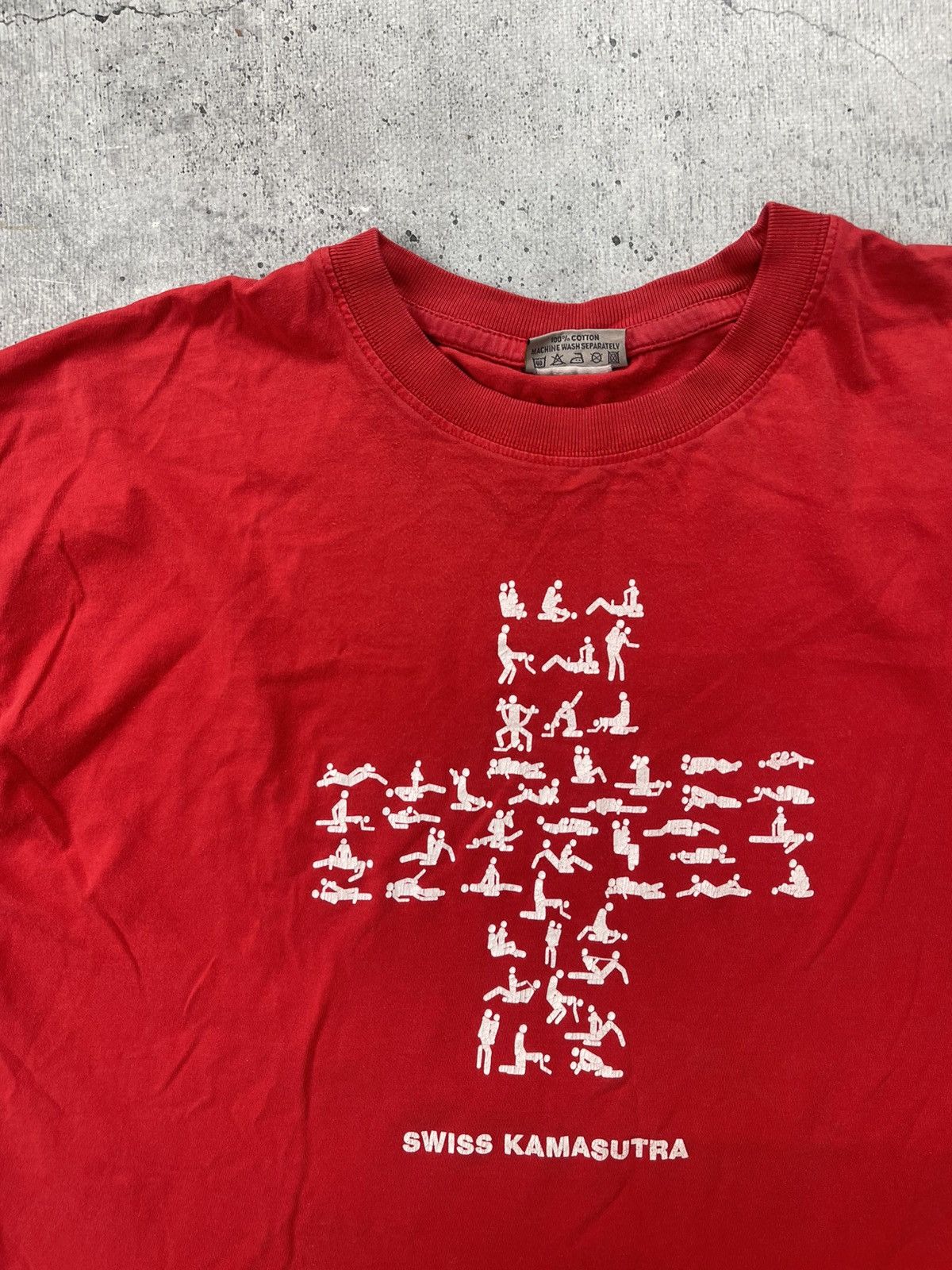 Vintage Vintage Japanese Y2K swiss Kamasutra humor absurd porn Size US L / EU 52-54 / 3 - 2 Thumbnail