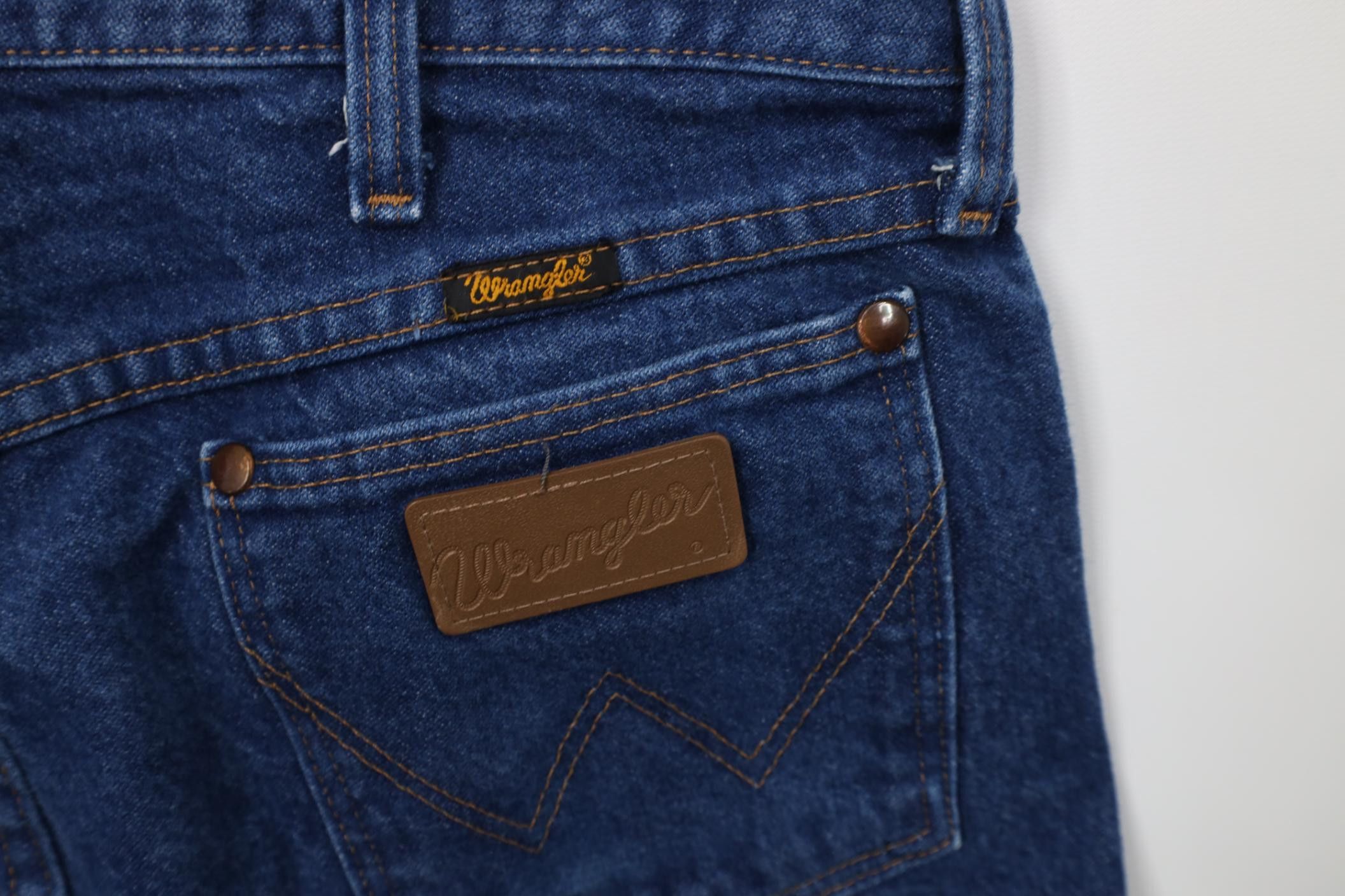 Wrangler Vintage 90s Wrangler Western Cowboy Straight Leg Denim Jeans Size US 33 - 13 Thumbnail