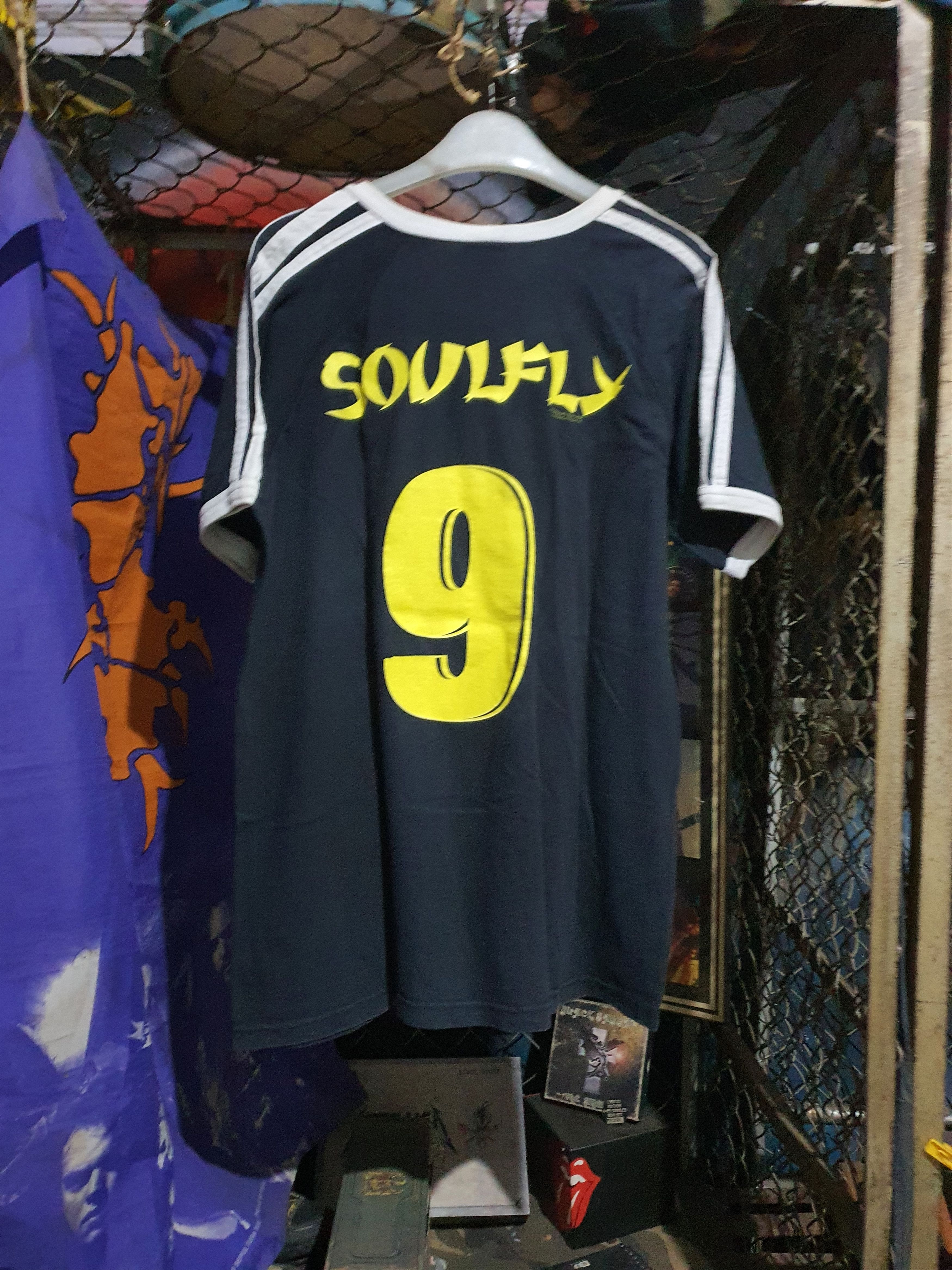 Band Tees SoulFly XL Sepultura Rammstein Napalm Death Anthrax Size US XL / EU 56 / 4 - 1 Thumbnail