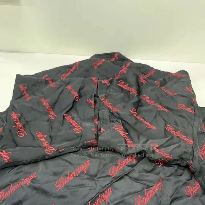 Balenciaga Balenciaga Logo Print Short Sleeve Shirt. Size US M / EU 48-50 / 2 - 7 Thumbnail