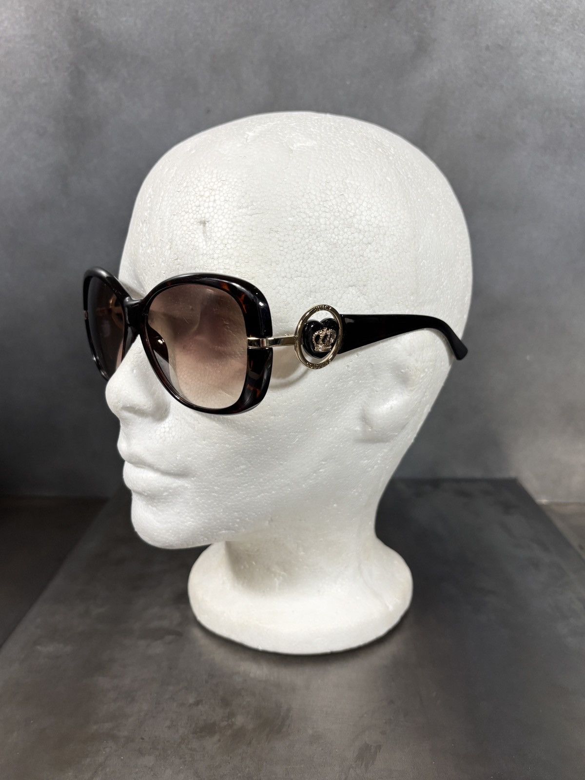 Juicy Couture 2010s Juicy Couture Sunglasses Scarlet Heart Queen of Everyt Size ONE SIZE - 23 Thumbnail