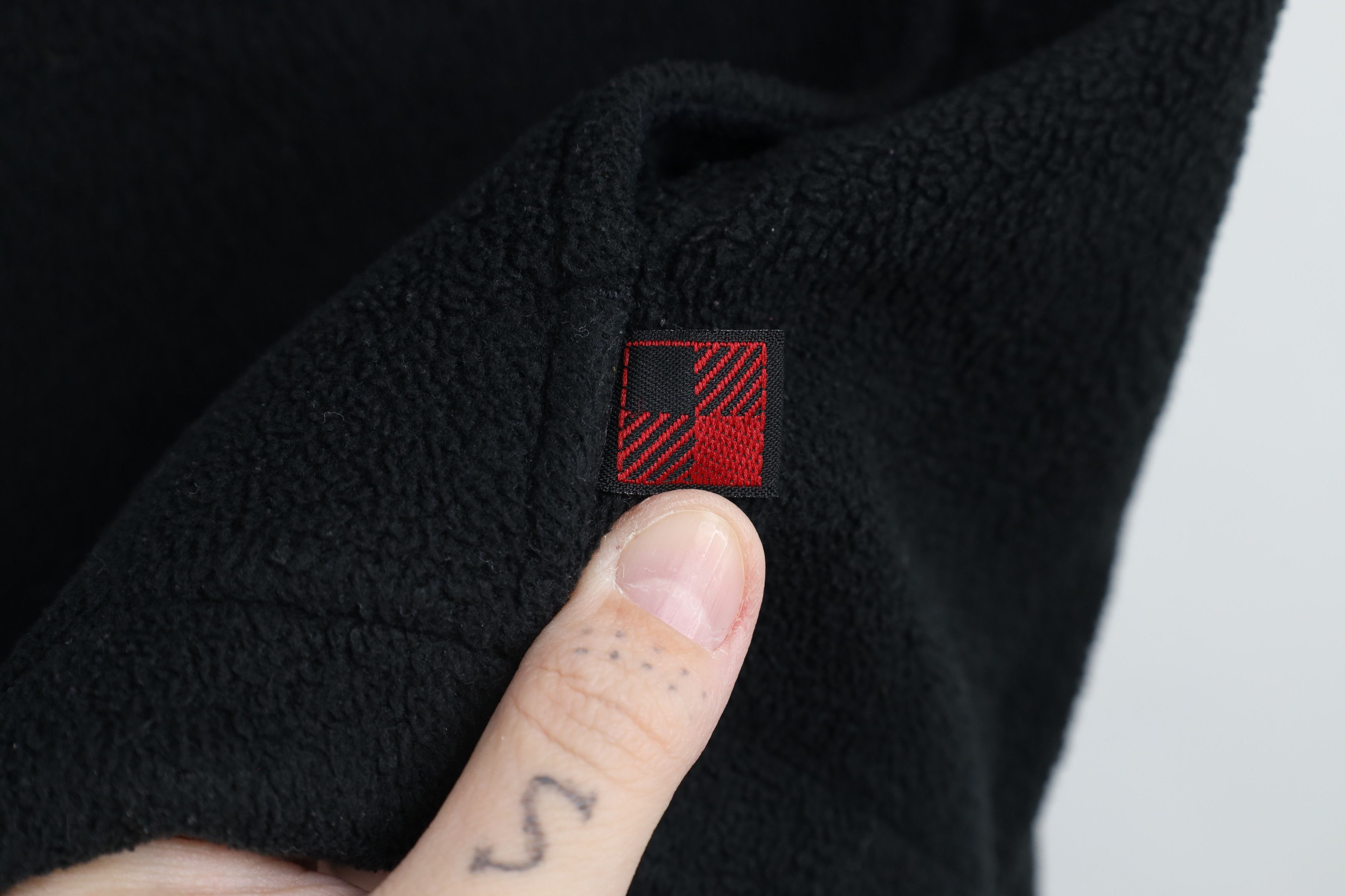Vintage × Woolrich Woolen Mills Vintage 90s Woolrich Faded Full Zip Fleece Vest Jacket Black Size US L / EU 52-54 / 3 - 4 Thumbnail