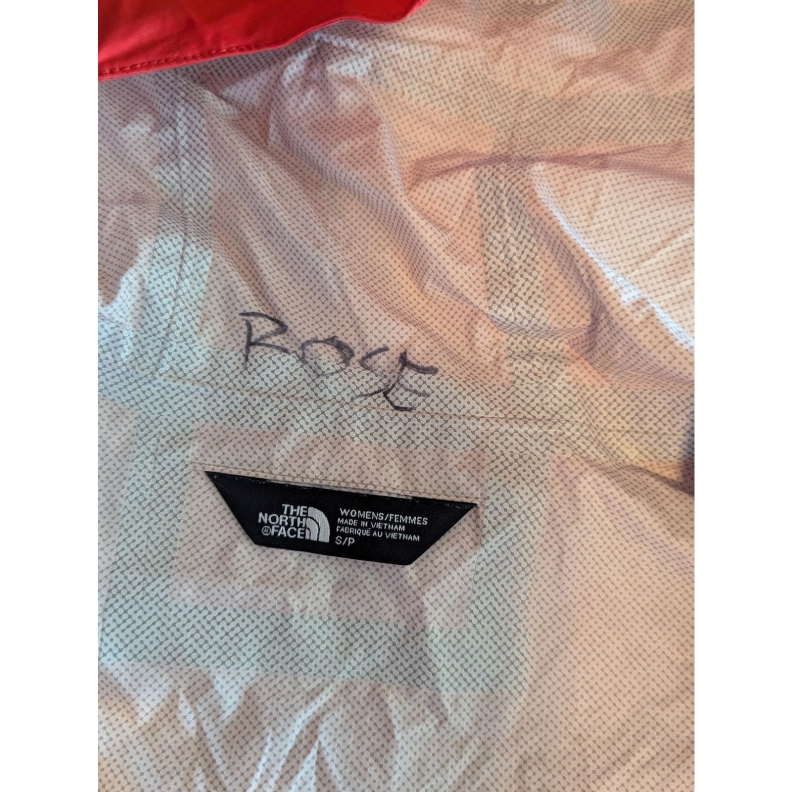 The North Face The North Face Lightweight Packable Rain Jacket Small Womens Size S / US 4 / IT 40 - 4 Thumbnail