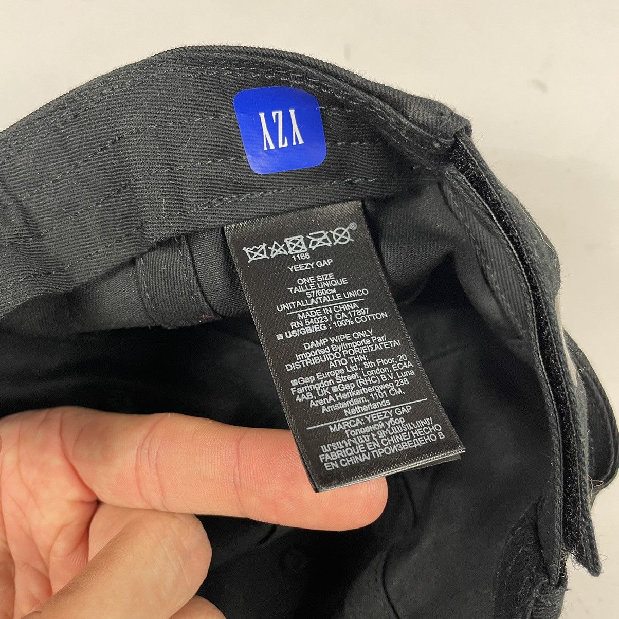 Gap × Kanye West Yeezy X Gap X Balenciaga Black Cap Size ONE SIZE - 3 Thumbnail
